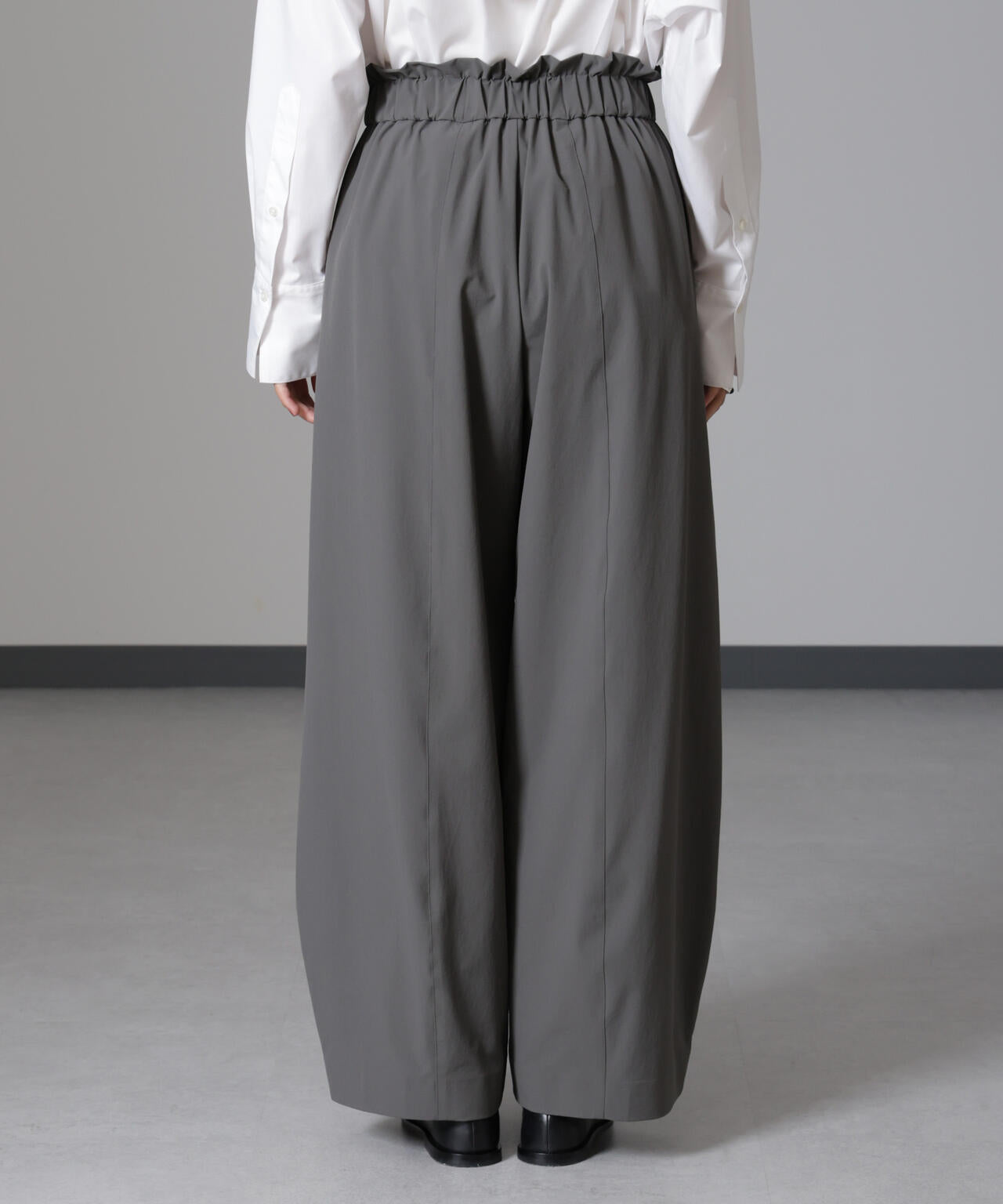 ワッシャーコクーンイージーパンツ 6694227316