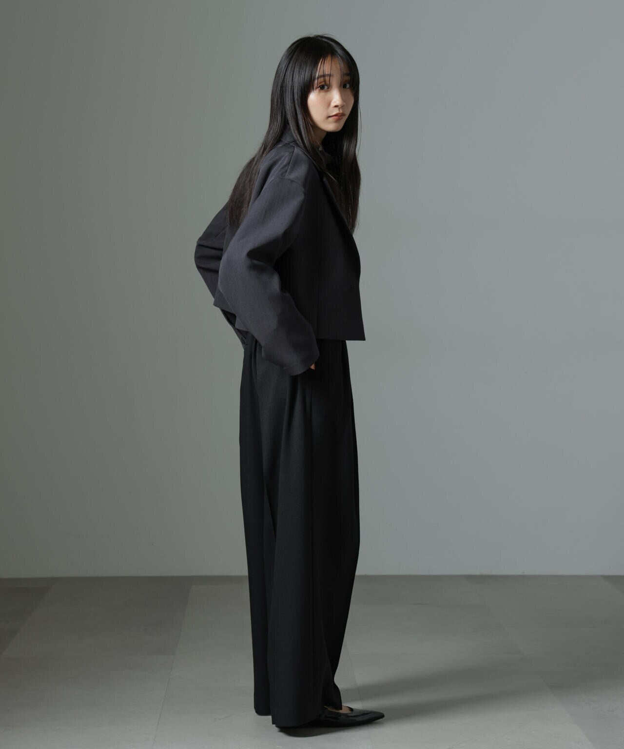 ストレッチサージピンタックイージーワイドパンツ(セットアップ可) 6694227319