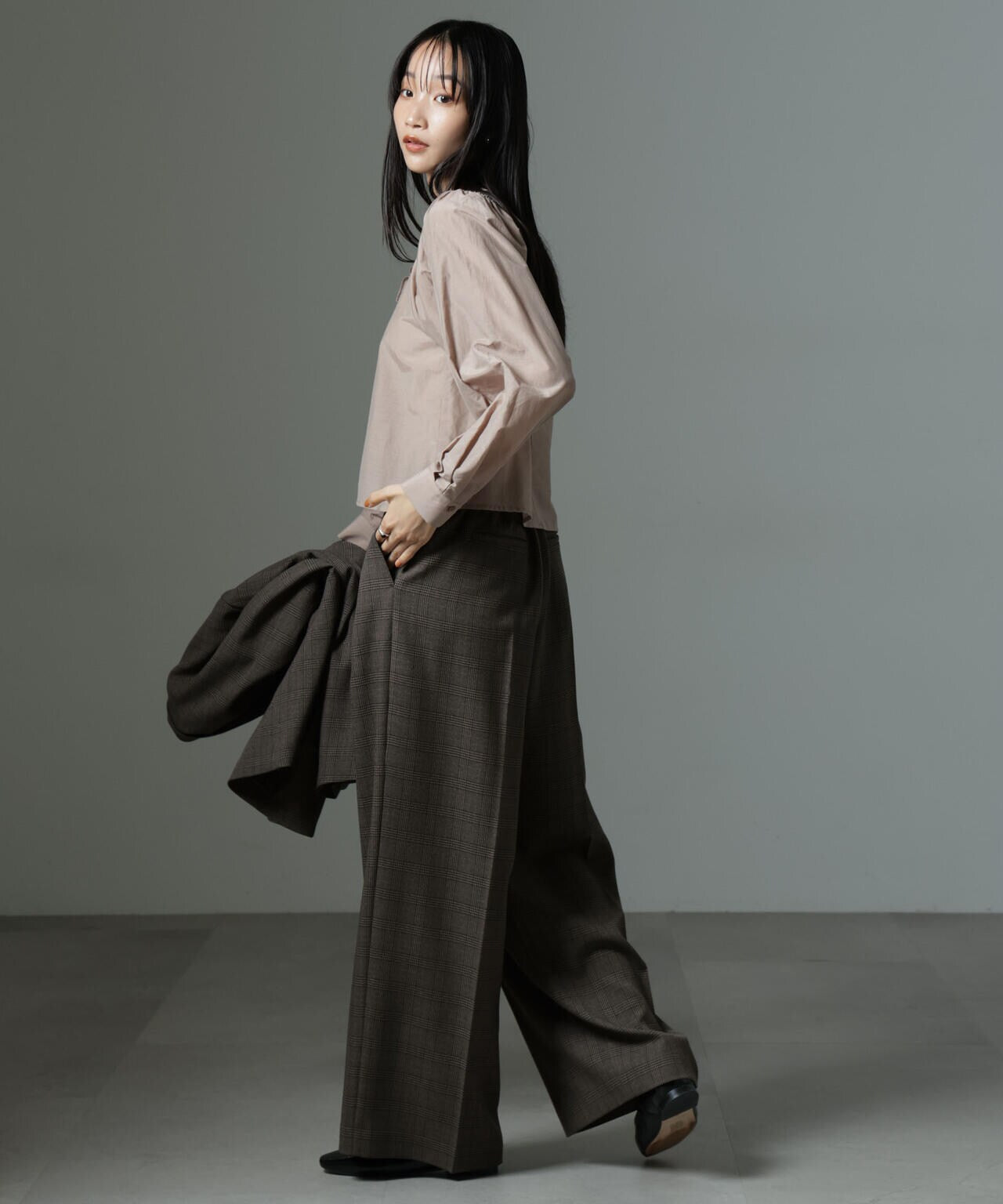 ストレッチサージピンタックイージーワイドパンツ(セットアップ可) 6694227319