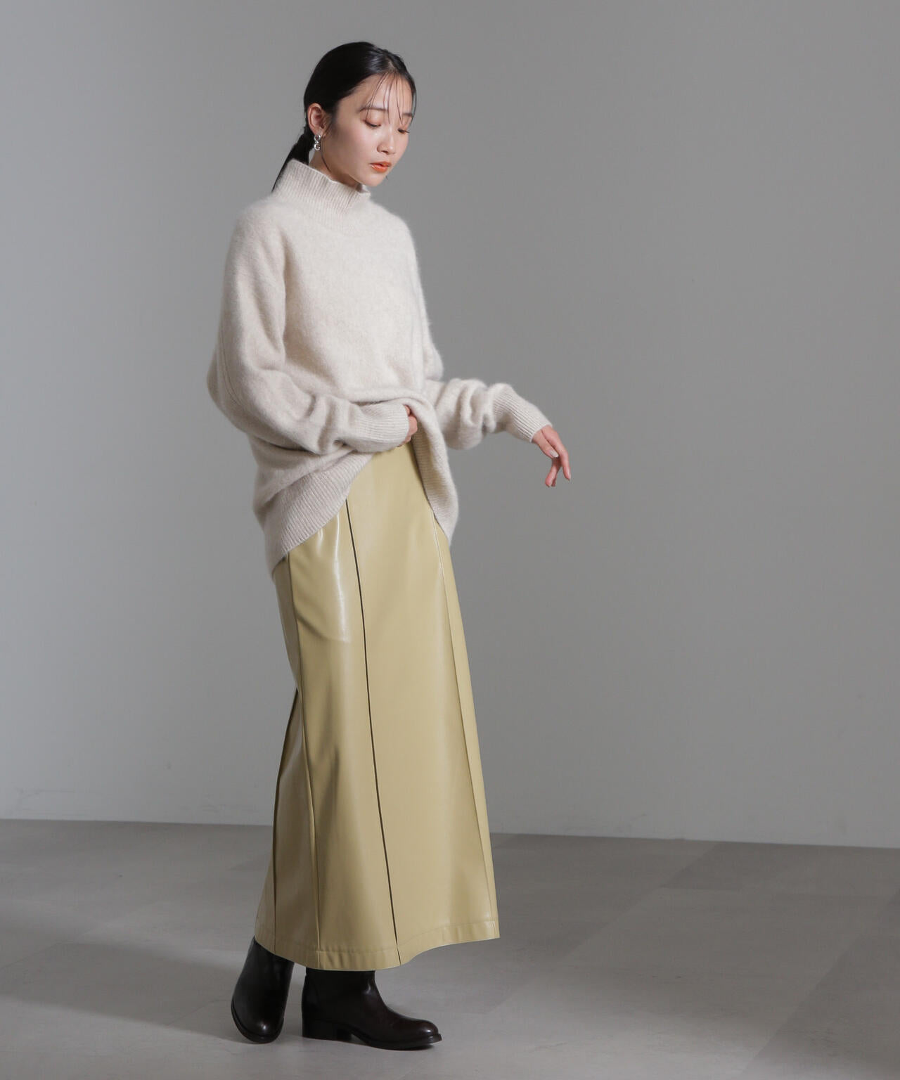 フェイクレザーピンタックスカート(セットアップ可) 6694230309