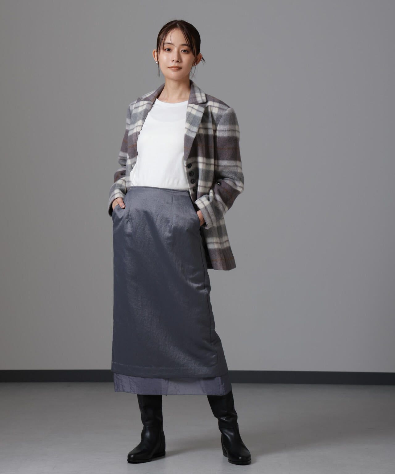 レザーライクサテンスカート 6694230310