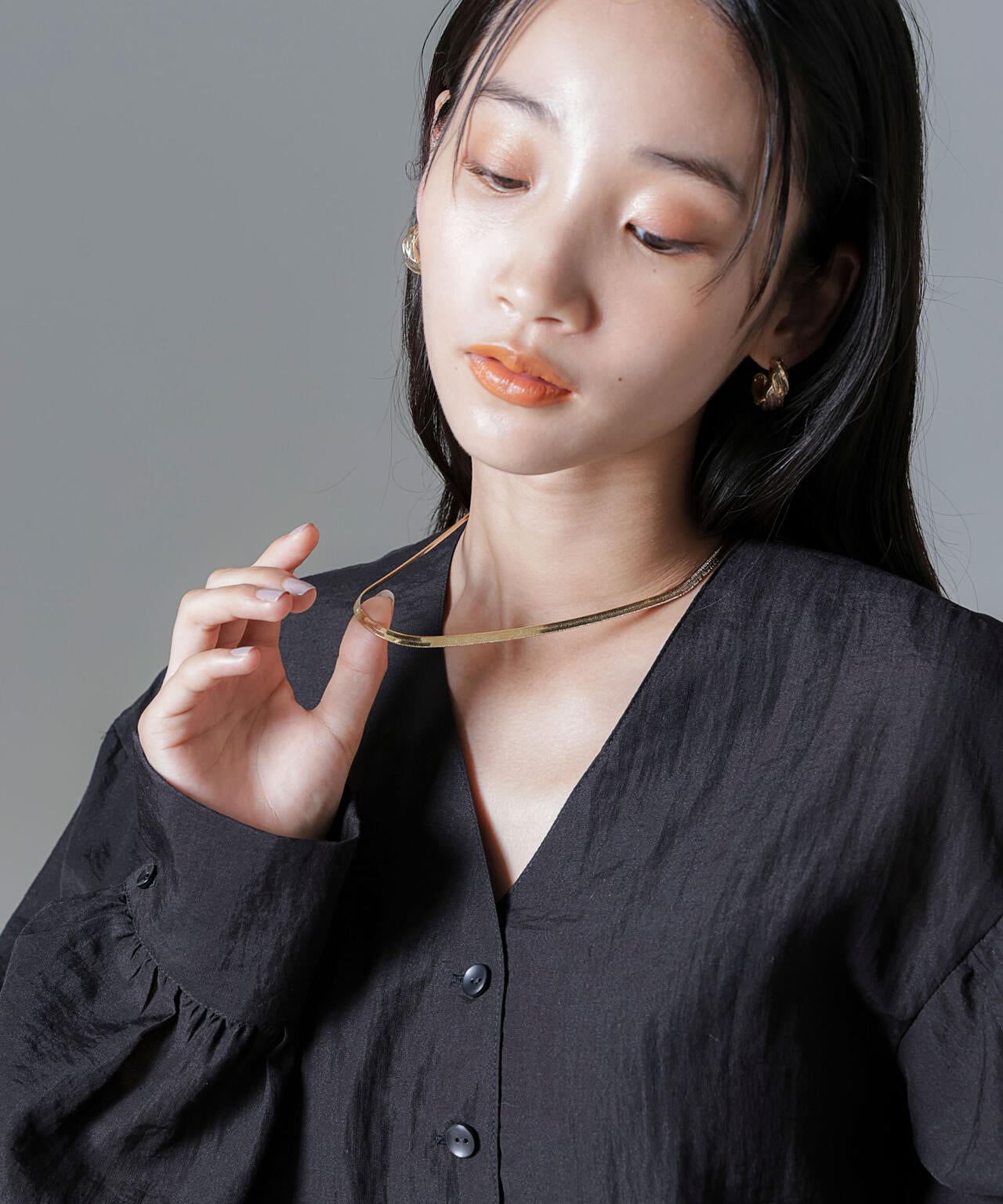 スネークチェーンショートネックレス 6694246300