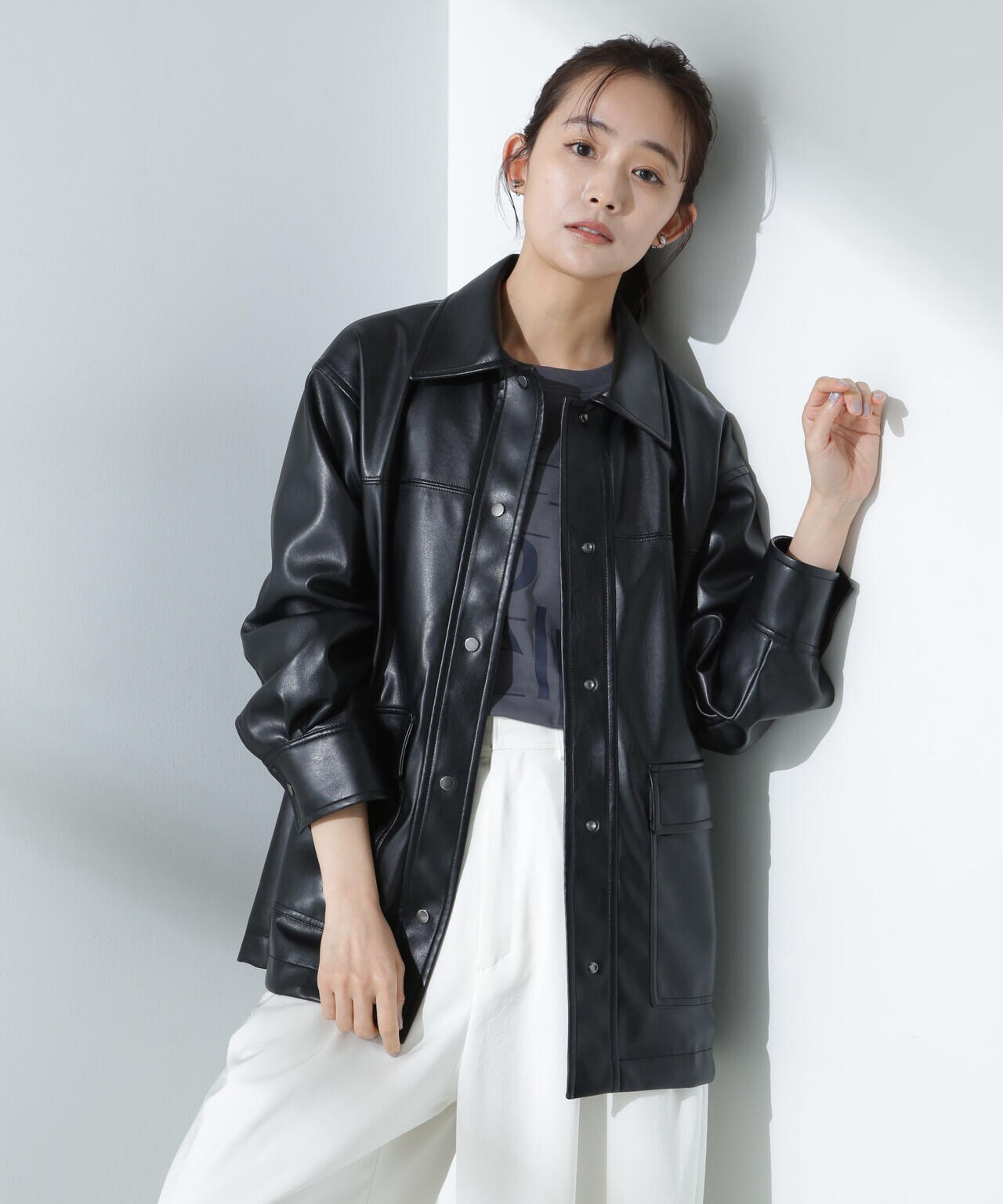 フェイクレザーシャツジャケット 6695112302