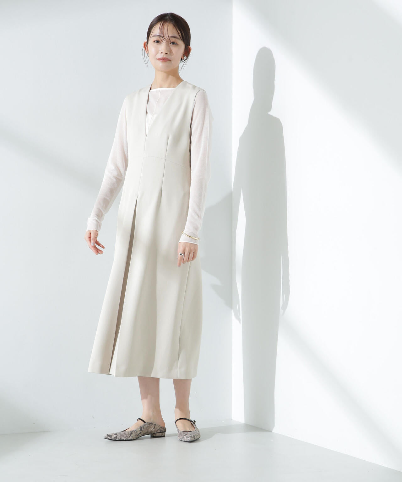 デイリーファンクション Vネックタックワンピース(セットアップ可) 6695119300