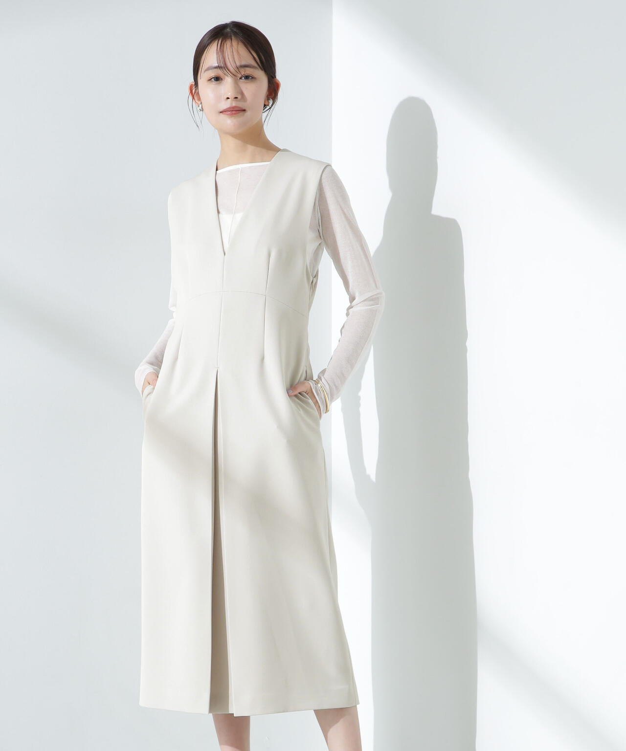 デイリーファンクション Vネックタックワンピース(セットアップ可) 6695119300