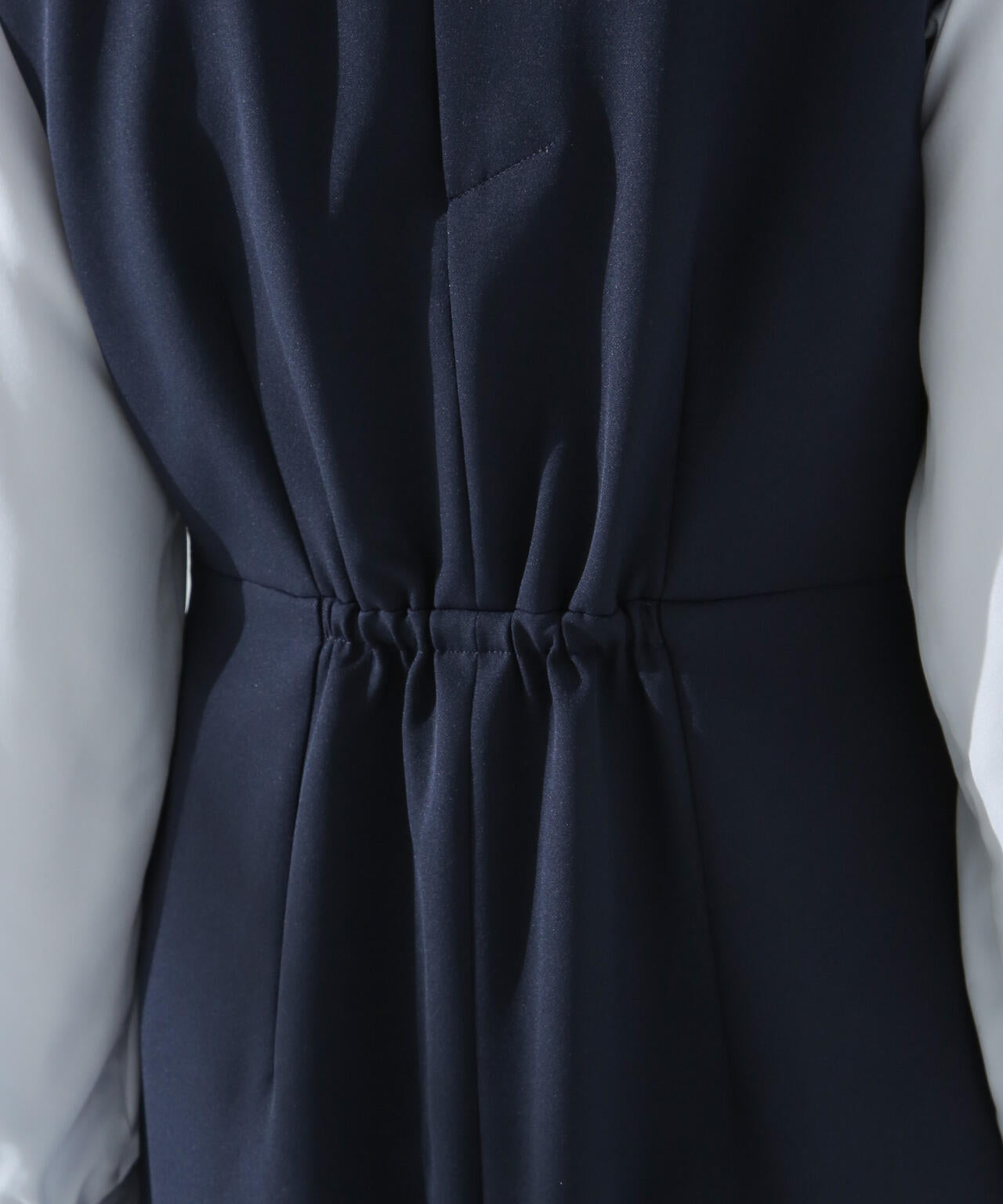 デイリーファンクション Vネックタックワンピース(セットアップ可) 6695119300