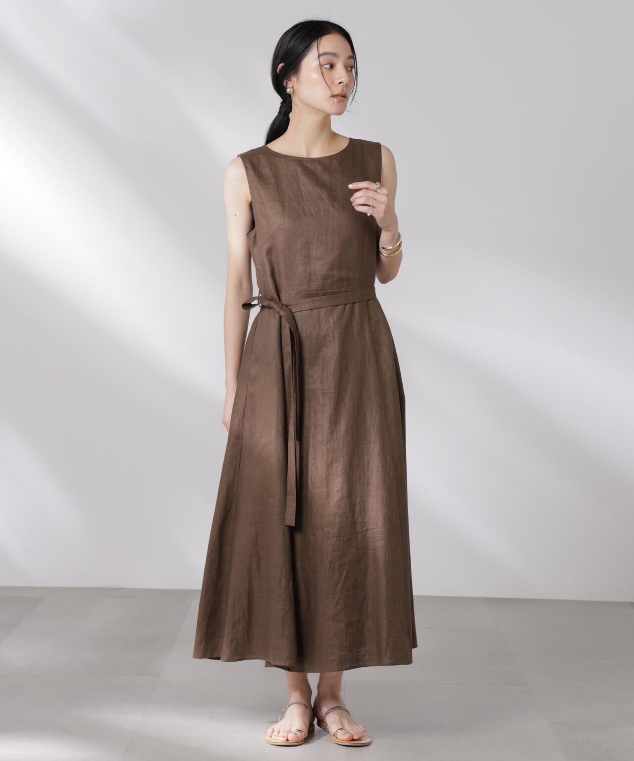 ヨーロピアンフラックス Aラインノースリーブワンピース 6695119301