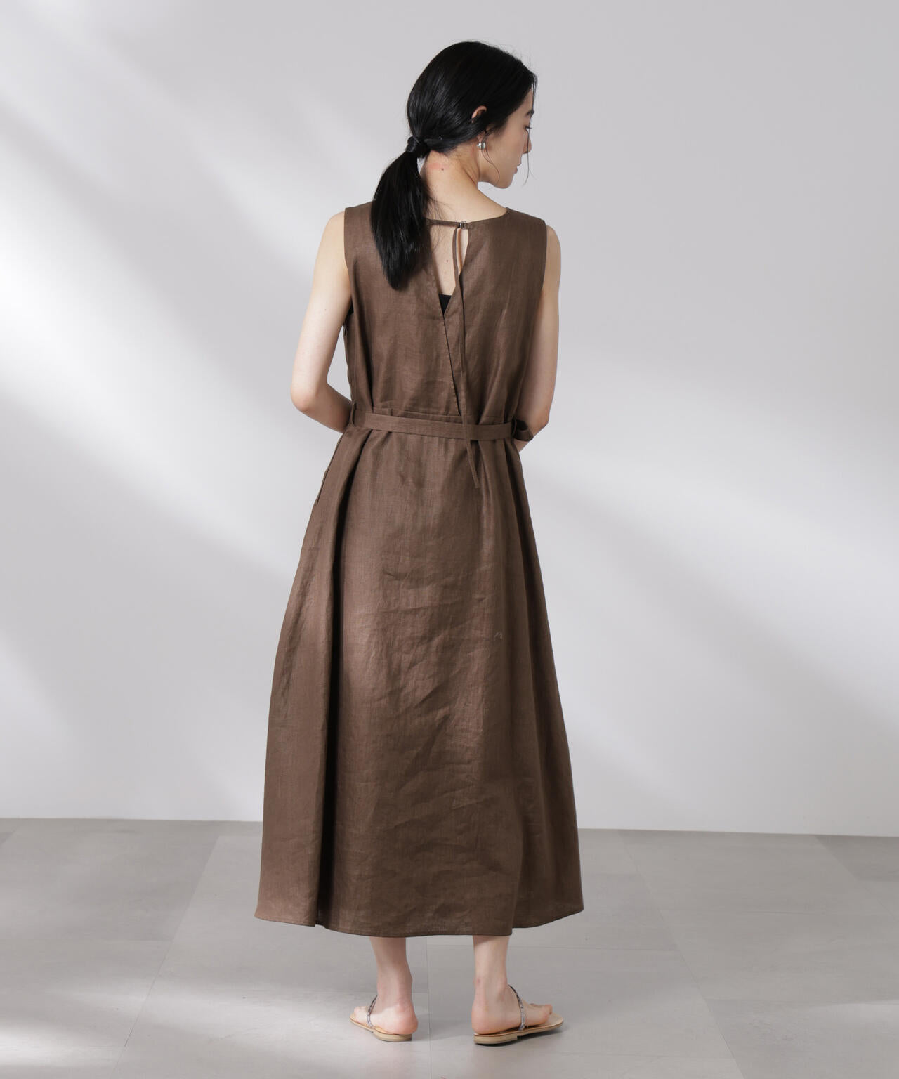 ヨーロピアンフラックス Aラインノースリーブワンピース 6695119301