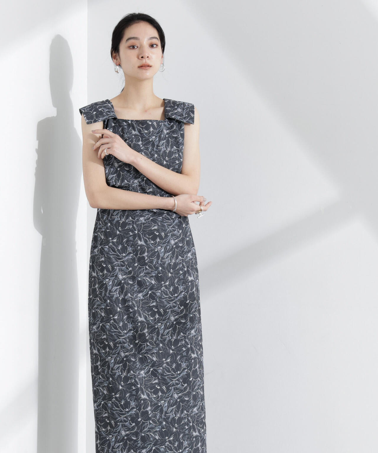 ロンシャンオールドコレクション フラワーワンピース 6695119326