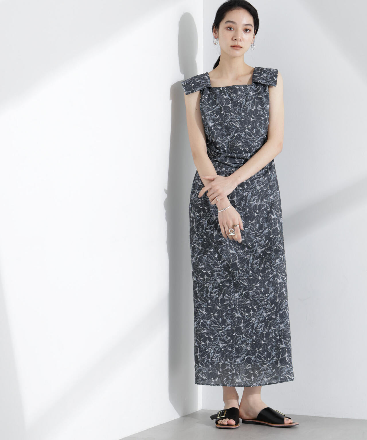 ロンシャンオールドコレクション フラワーワンピース 6695119326