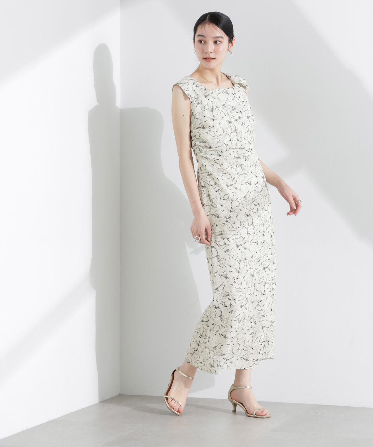 ロンシャンオールドコレクション フラワーワンピース 6695119326