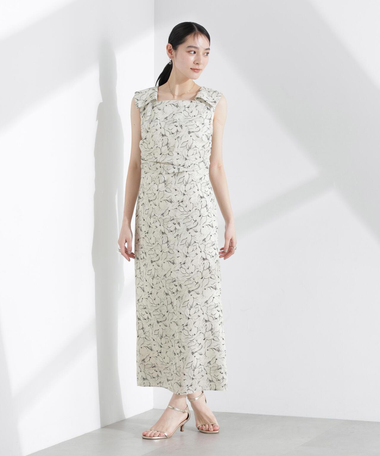 ロンシャンオールドコレクション フラワーワンピース 6695119326