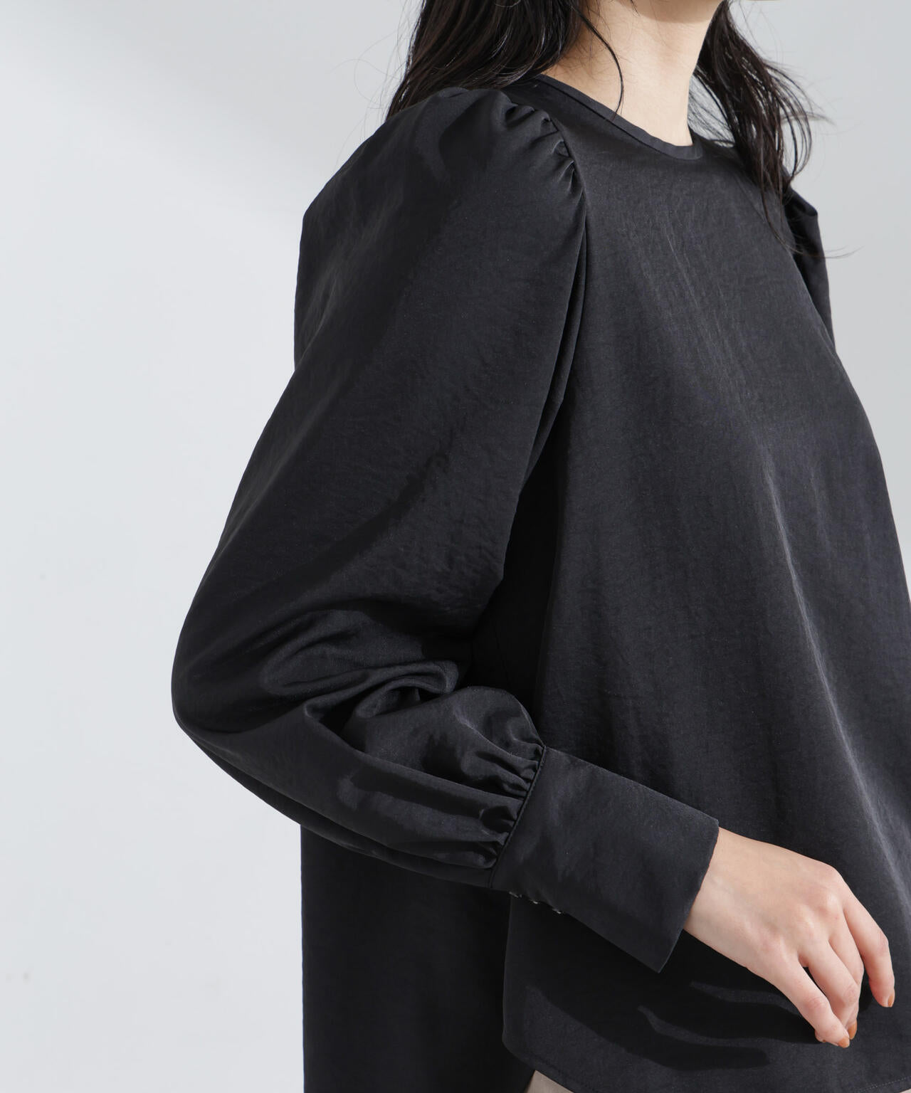 コサージュチョーカー付きブラウス 6695120307