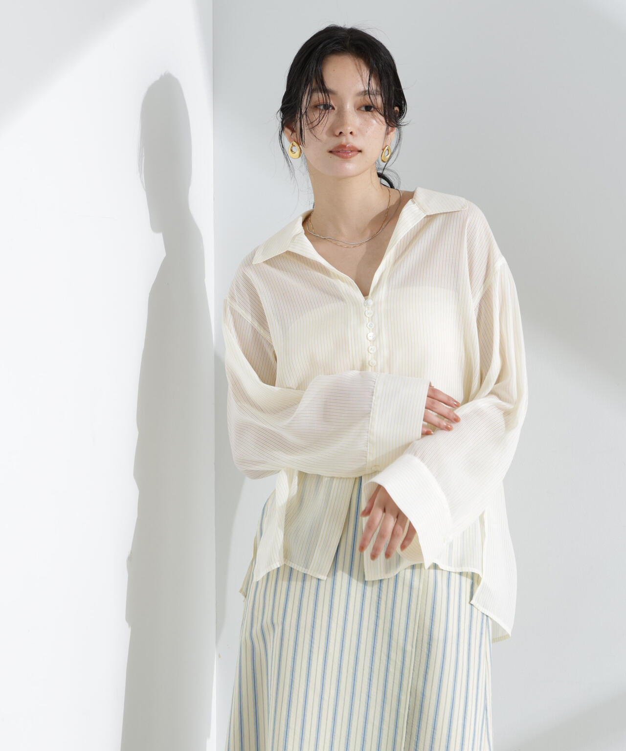 マルチボタンシアーストライプシャツ(セットアップ可) 6695120309