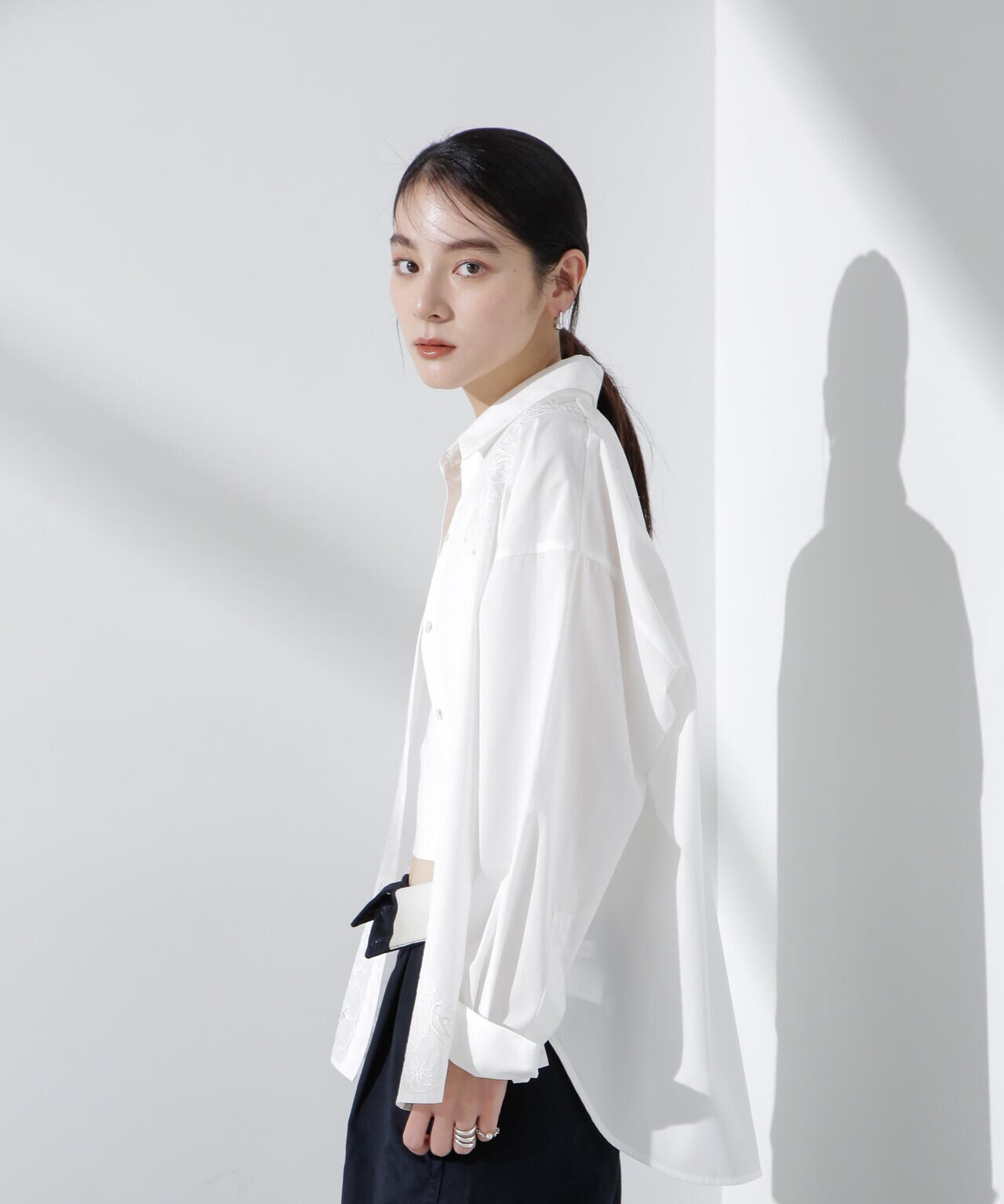 カットワークレースオーバーサイズシャツ 6695120313