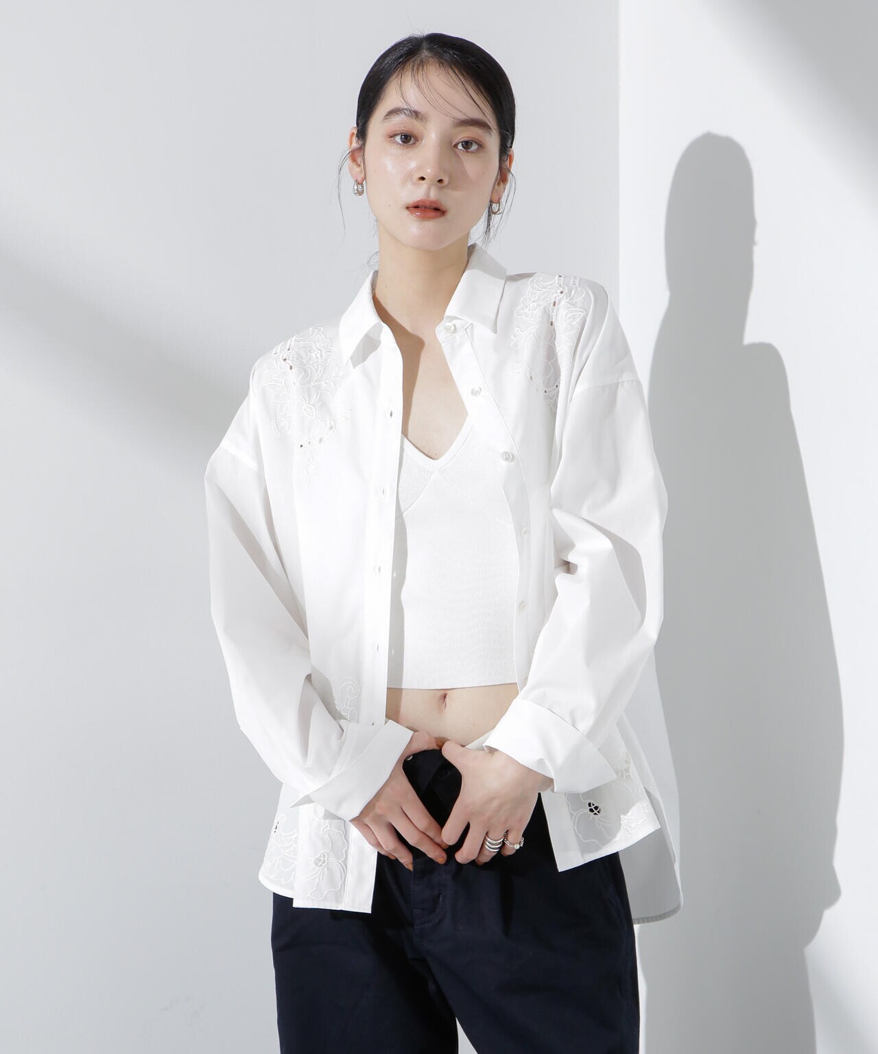 カットワークレースオーバーサイズシャツ 6695120313