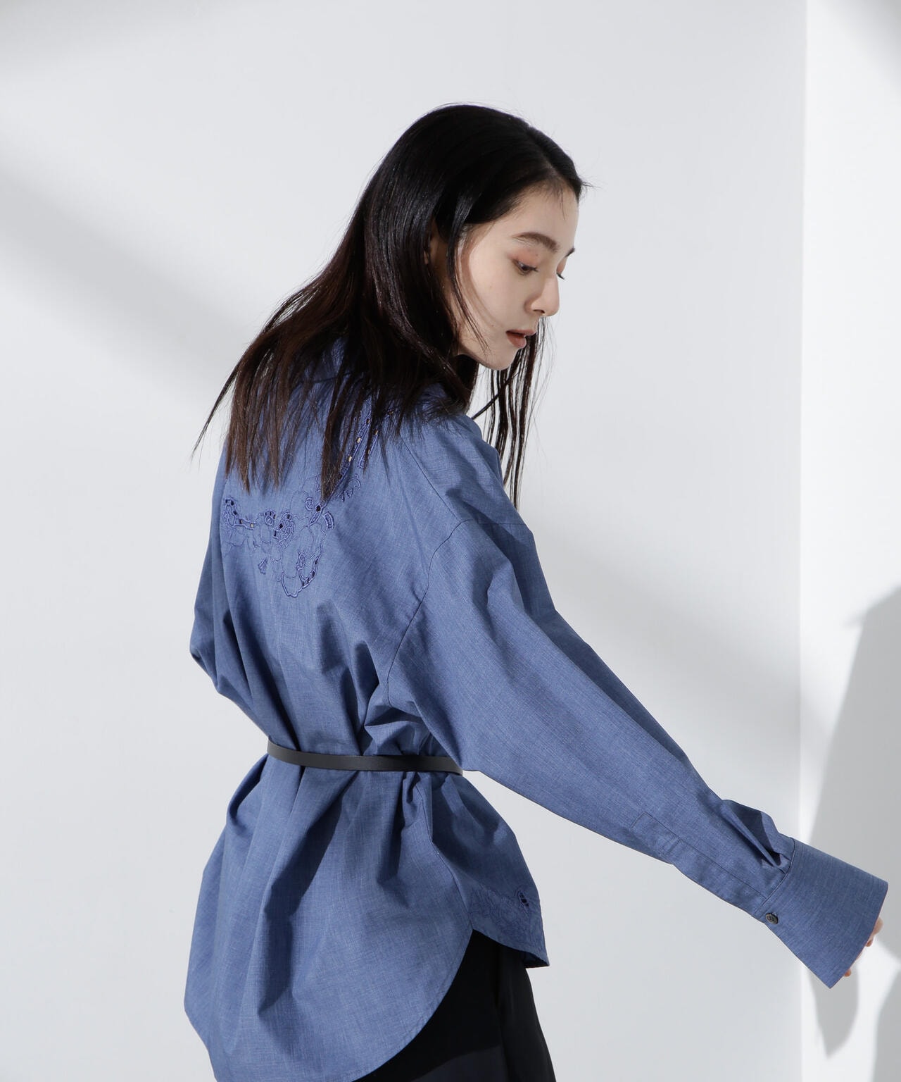 カットワークレースオーバーサイズシャツ 6695120313