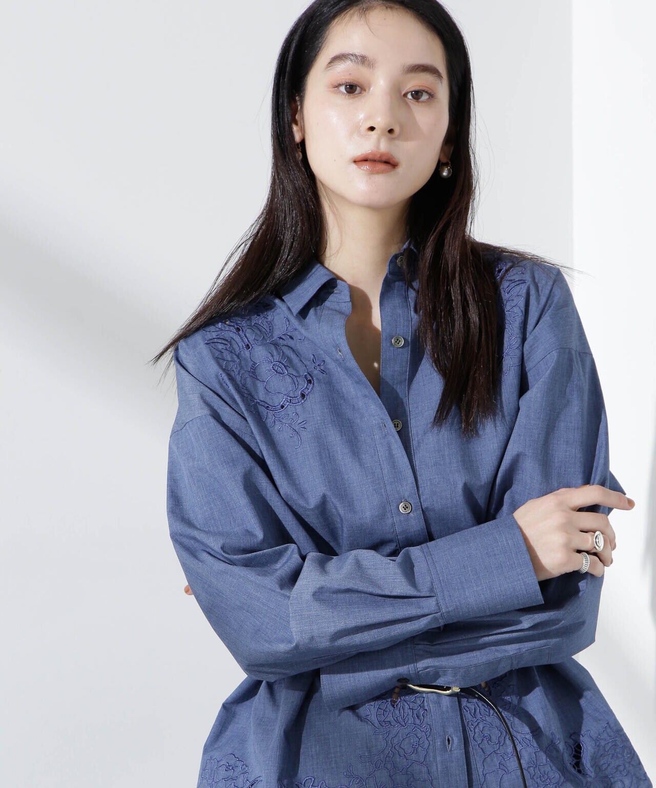 カットワークレースオーバーサイズシャツ 6695120313