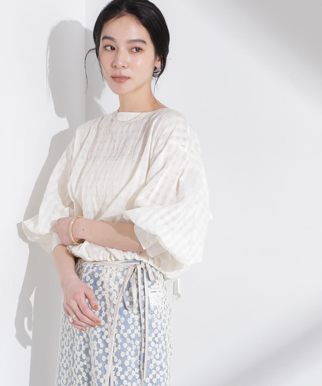 シアーチェックバックオープンバルーンブラウス 6695120314