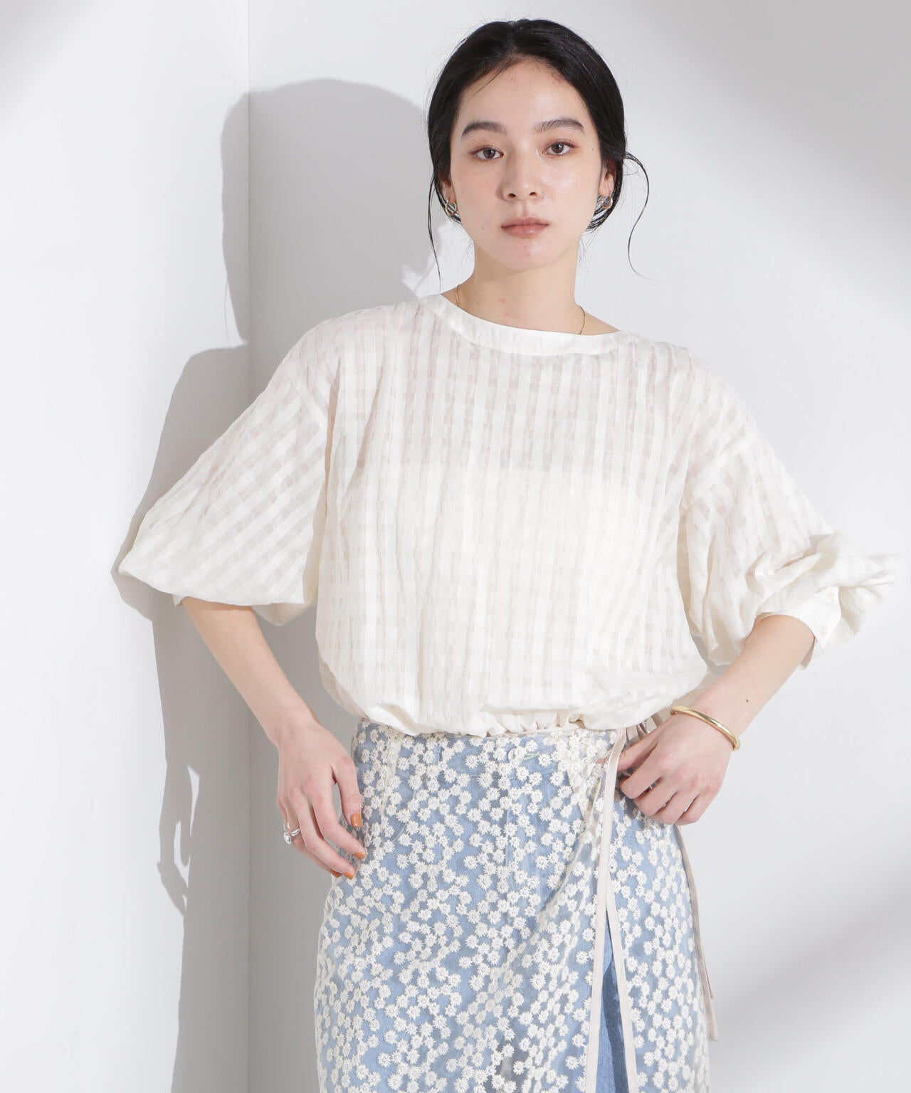 シアーチェックバックオープンバルーンブラウス 6695120314