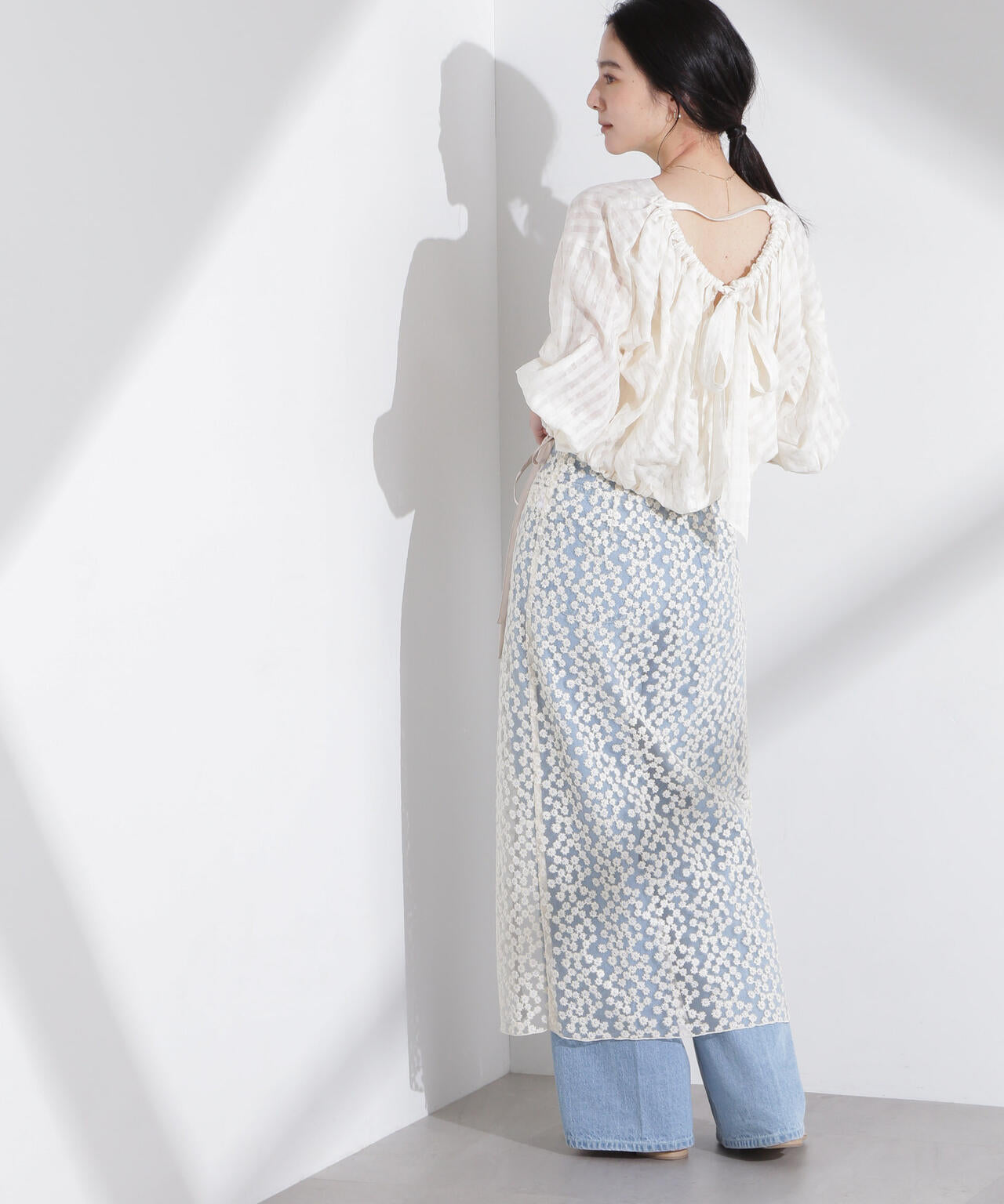 シアーチェックバックオープンバルーンブラウス 6695120314