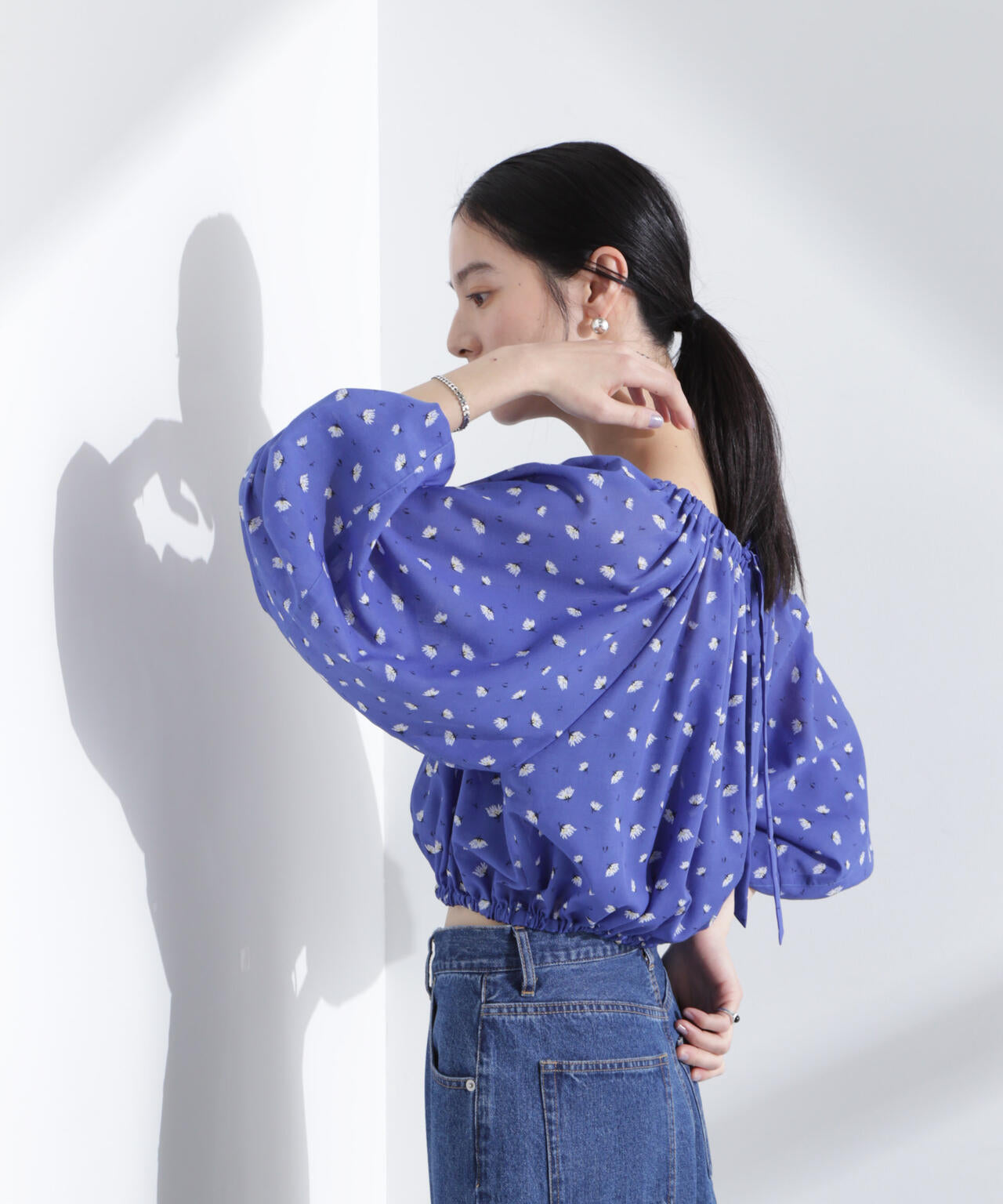 フラワープリントギャザーバルーンブラウス 6695120318