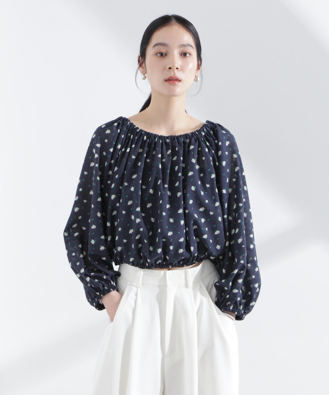 フラワープリントギャザーバルーンブラウス 6695120318