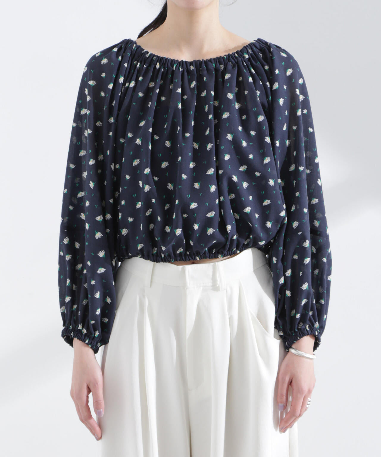 フラワープリントギャザーバルーンブラウス 6695120318
