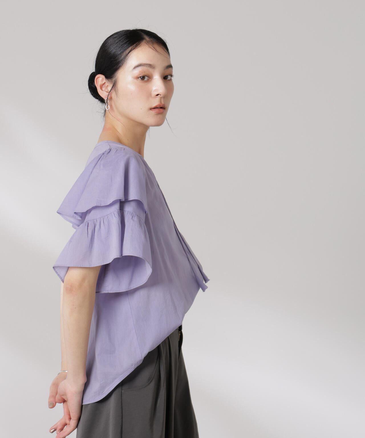 made in india コットンフリルスリーブブラウス 6695121300