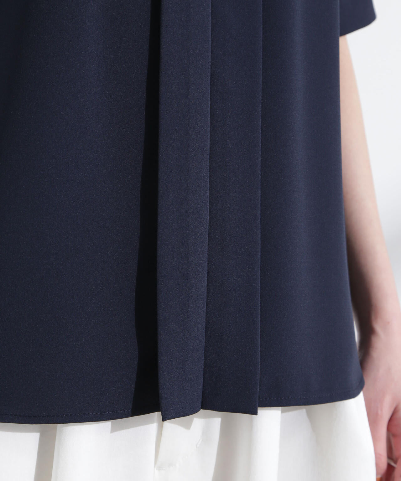 スタンドバイカラータックブラウス 半袖 6695121306