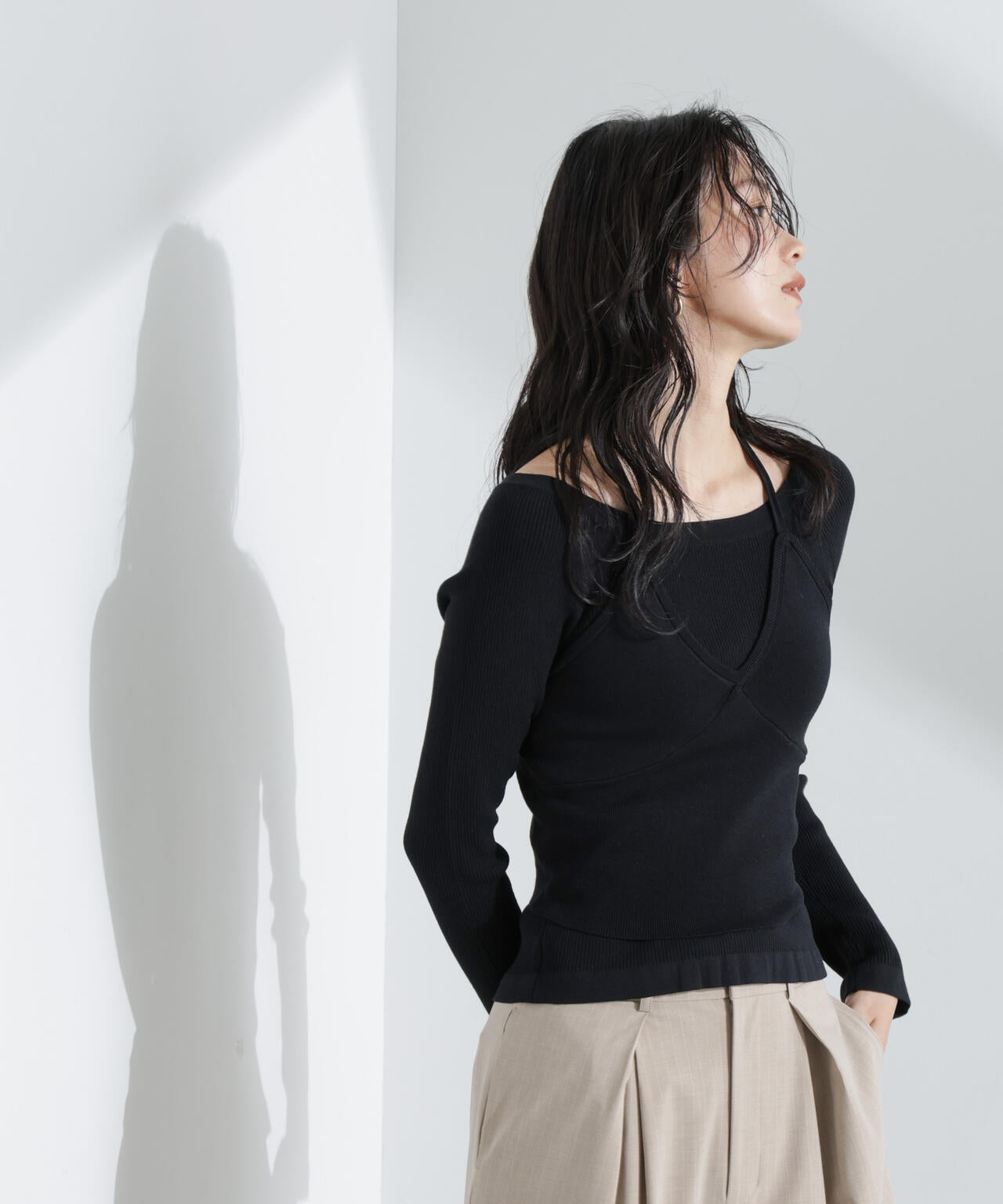 ホルターネックキャミ付きリブトップス 6695122311