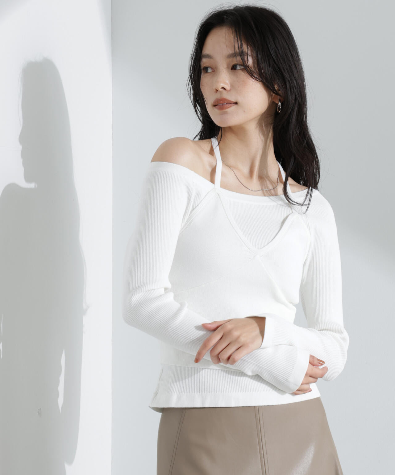 ホルターネックキャミ付きリブトップス 6695122311