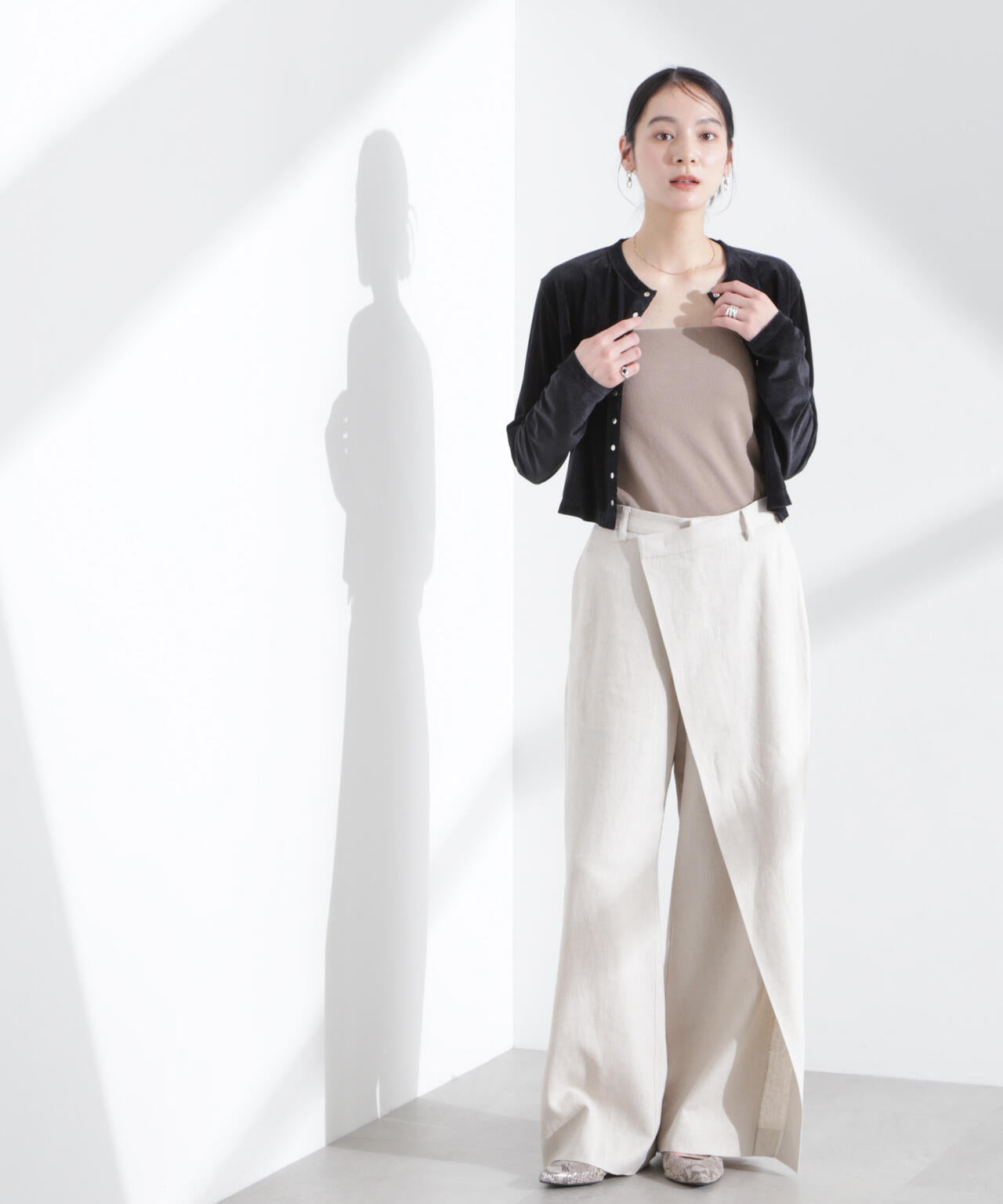 シアーベロアメニーボタンカーディガン 6695124310