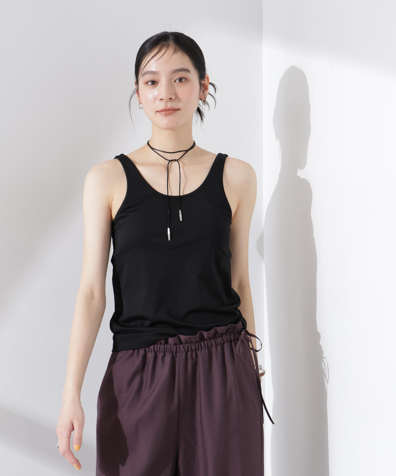 ストレッチポンチカップ付きバックオープンタンクトップ 6695124315