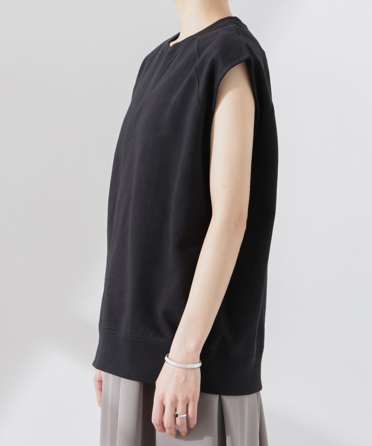 ノースリーブスウェットトップス 6695124320