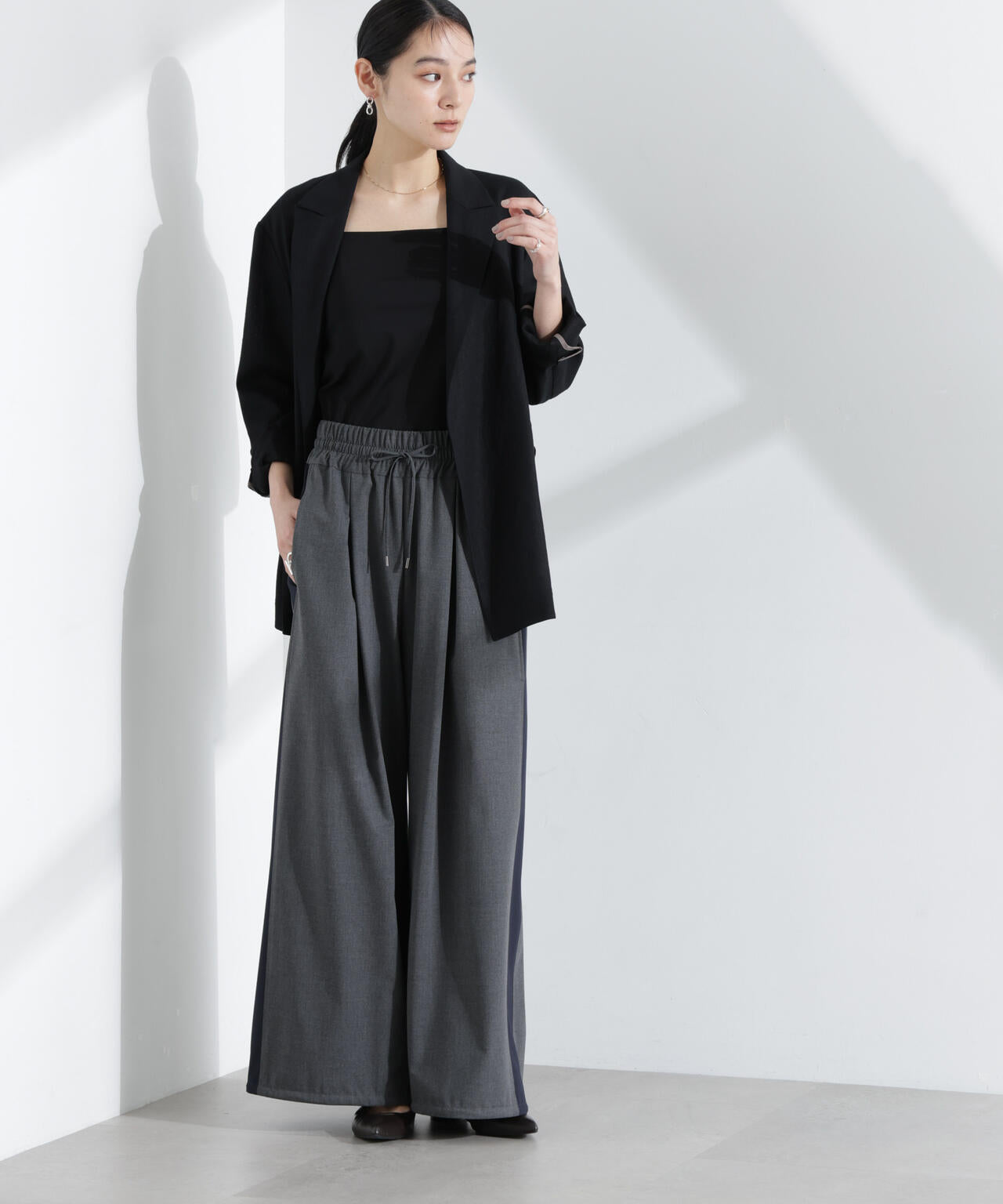 ラインイージーワイドパンツ 6695127323