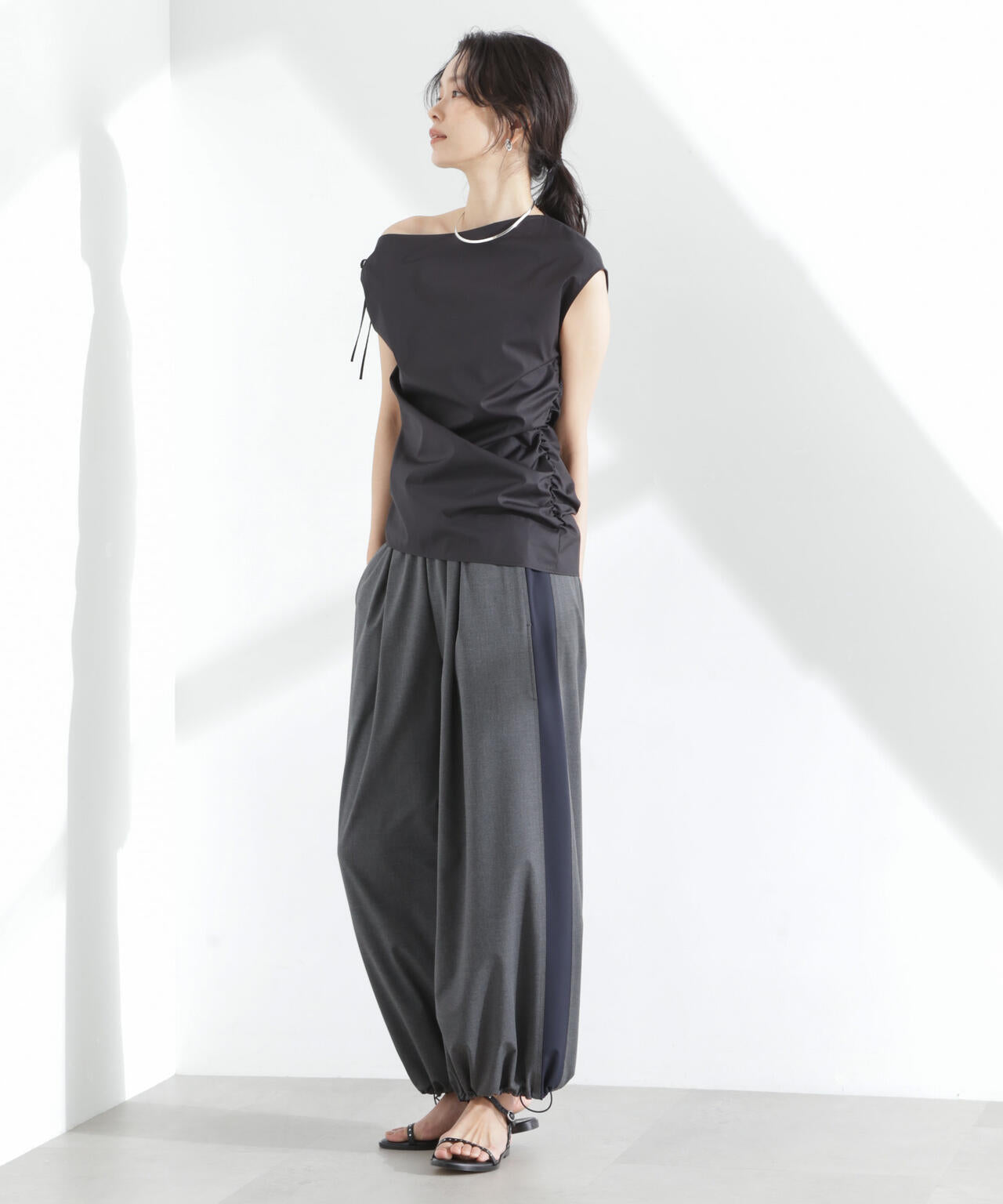 ラインイージーワイドパンツ 6695127323