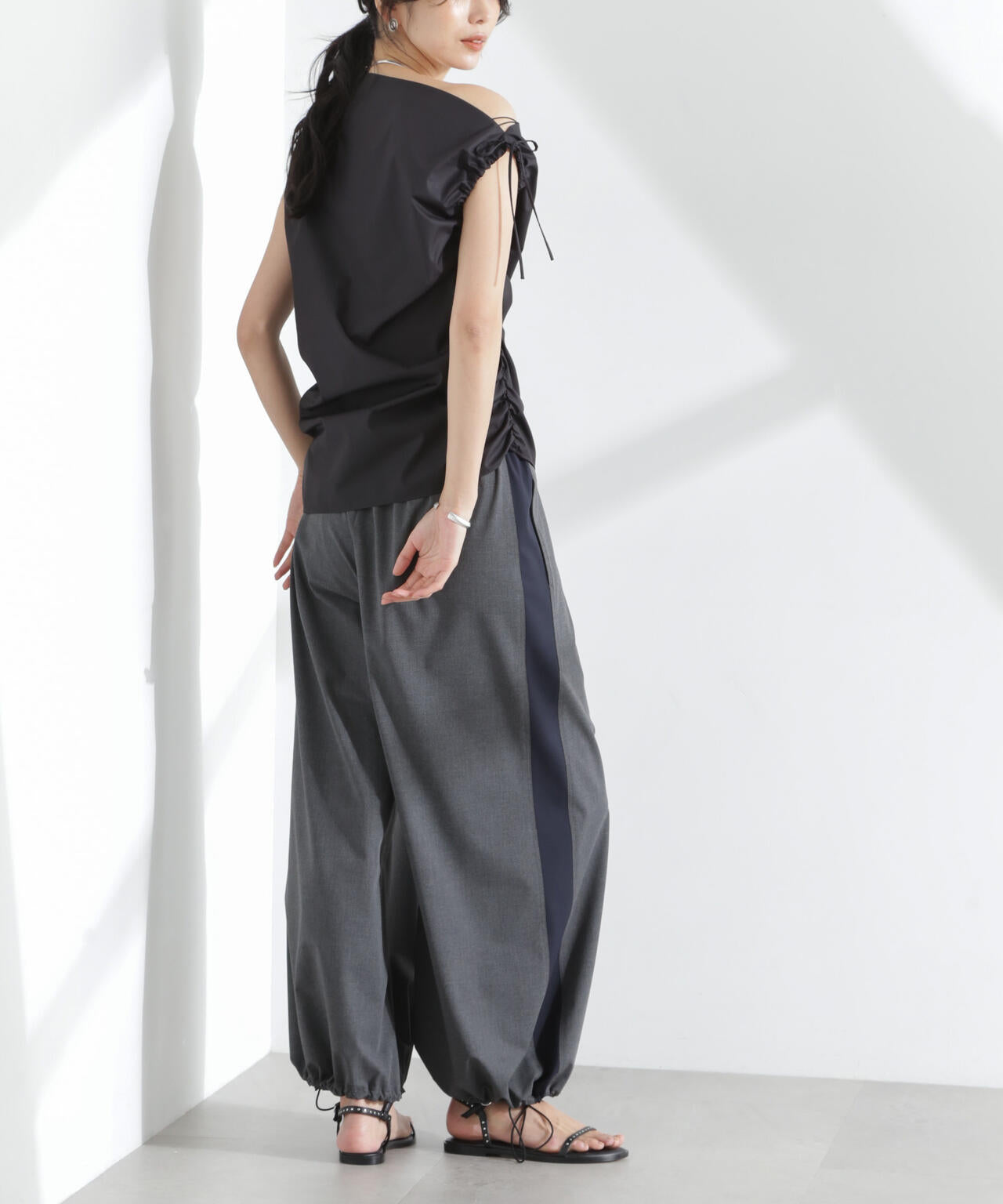 ラインイージーワイドパンツ 6695127323