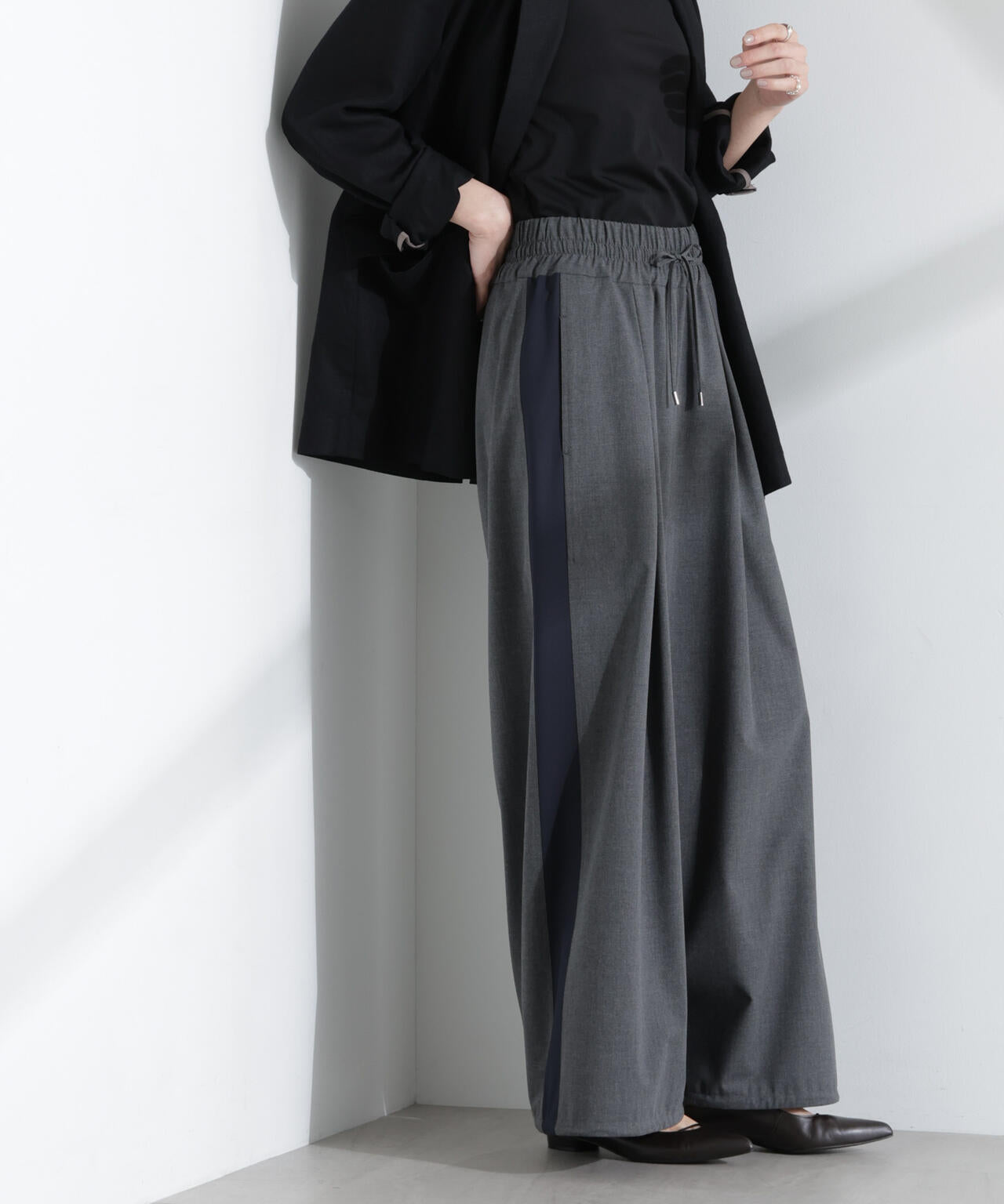 ラインイージーワイドパンツ 6695127323