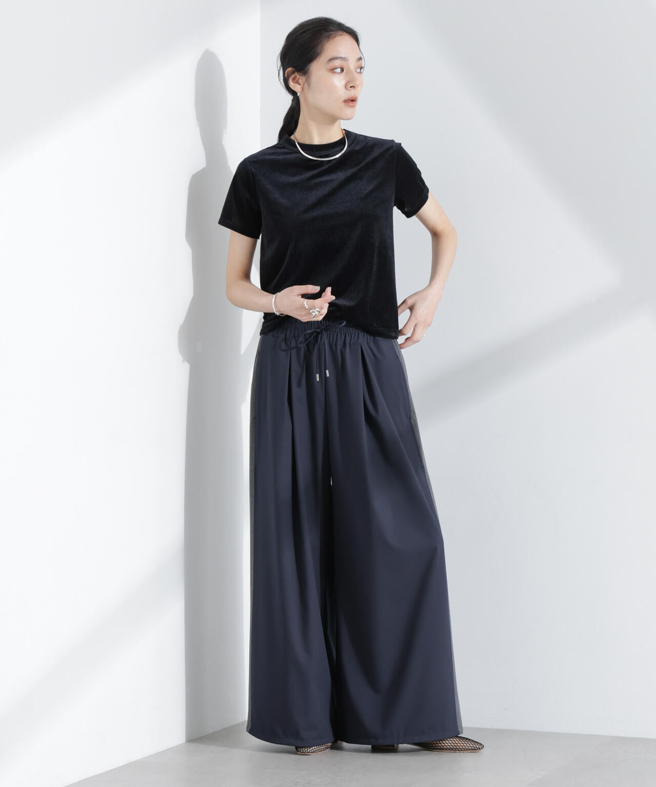 ラインイージーワイドパンツ 6695127323