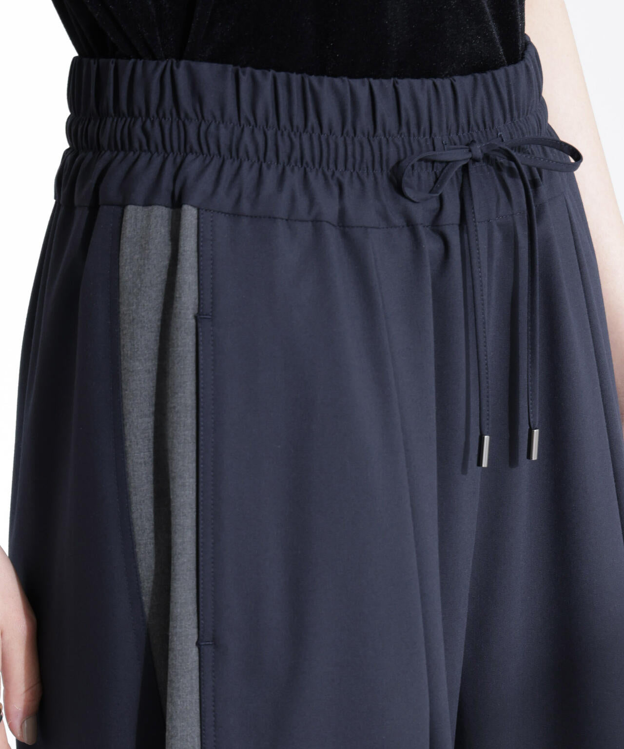 ラインイージーワイドパンツ 6695127323