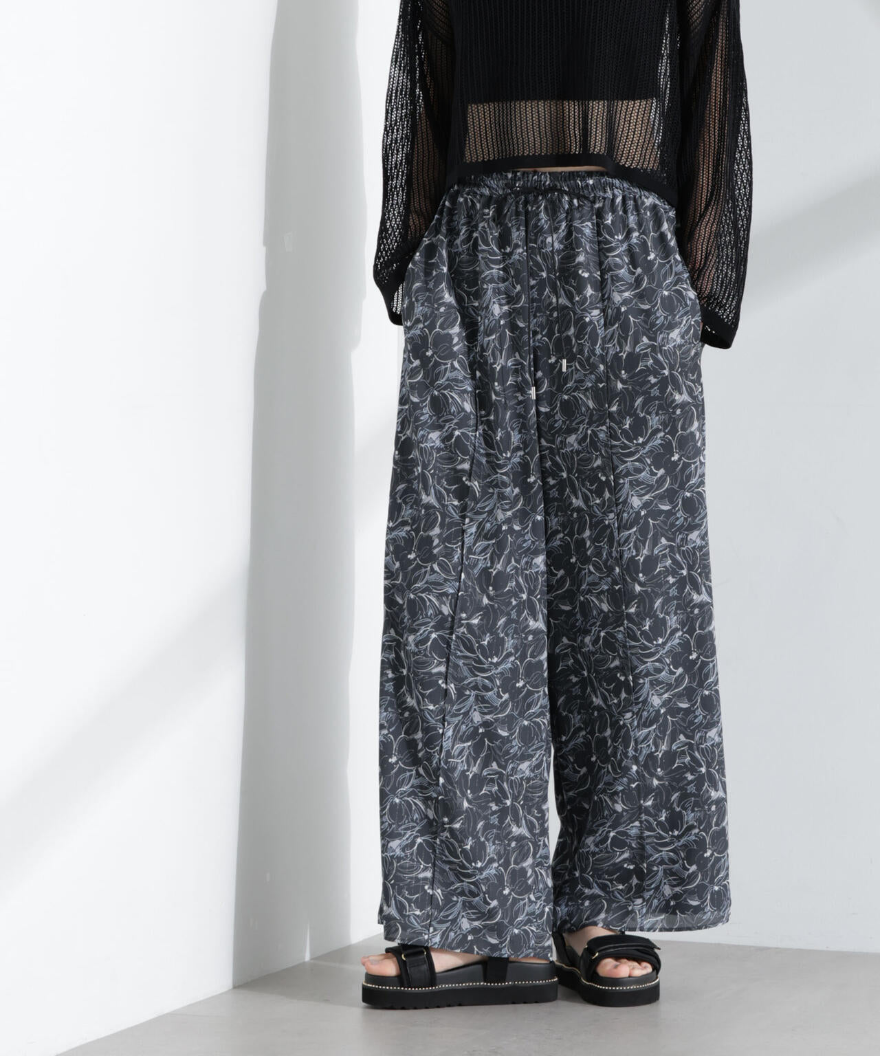 ロンシャンオールドコレクション フラワーワイドパンツ 6695127324