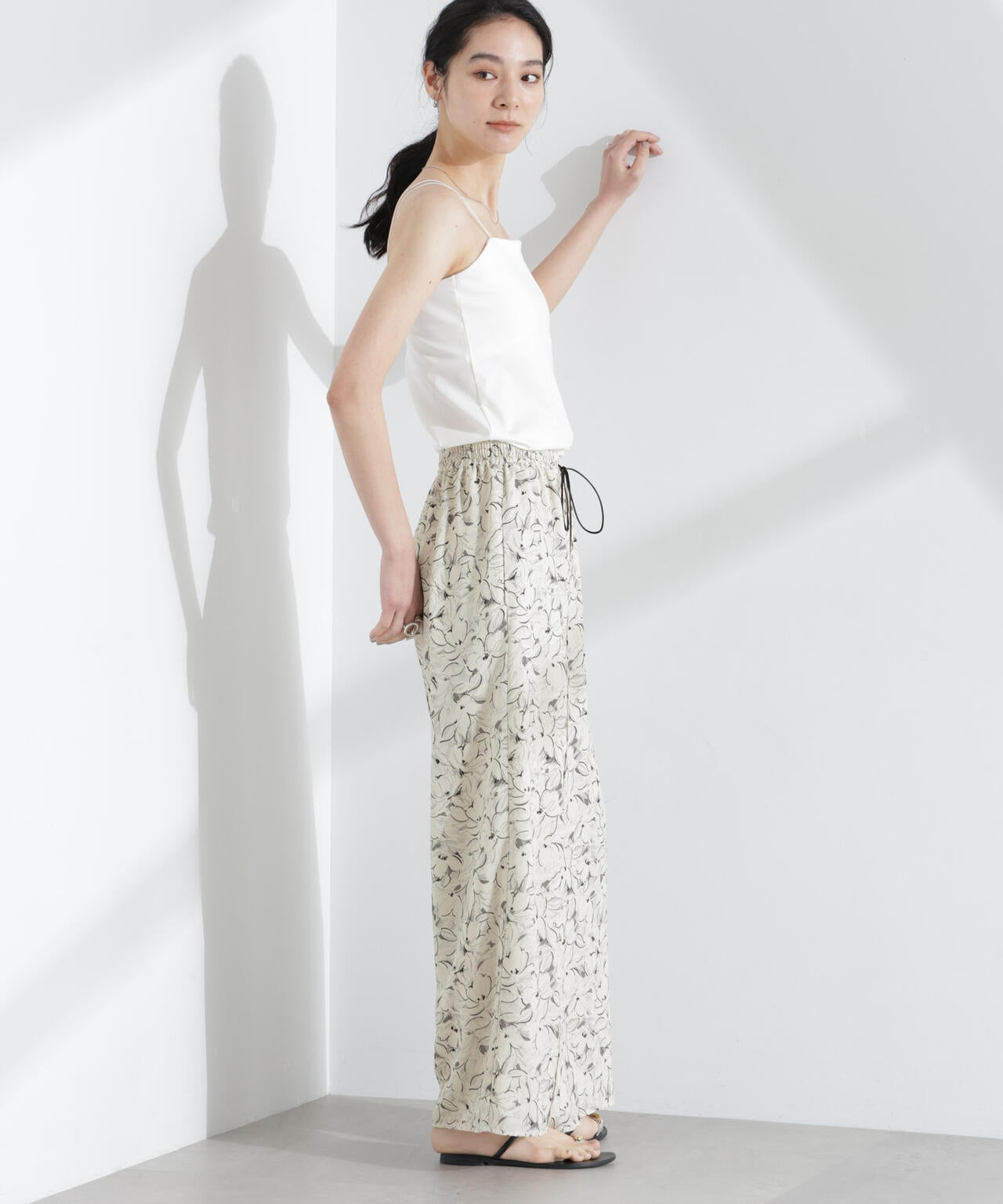 ロンシャンオールドコレクション フラワーワイドパンツ 6695127324