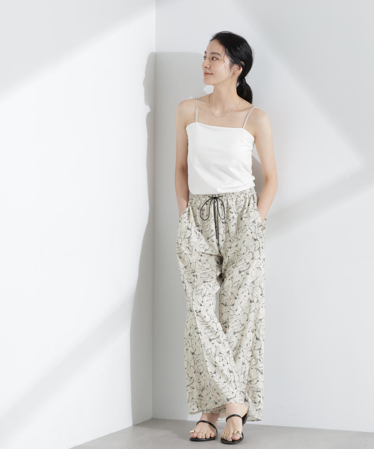 ロンシャンオールドコレクション フラワーワイドパンツ 6695127324