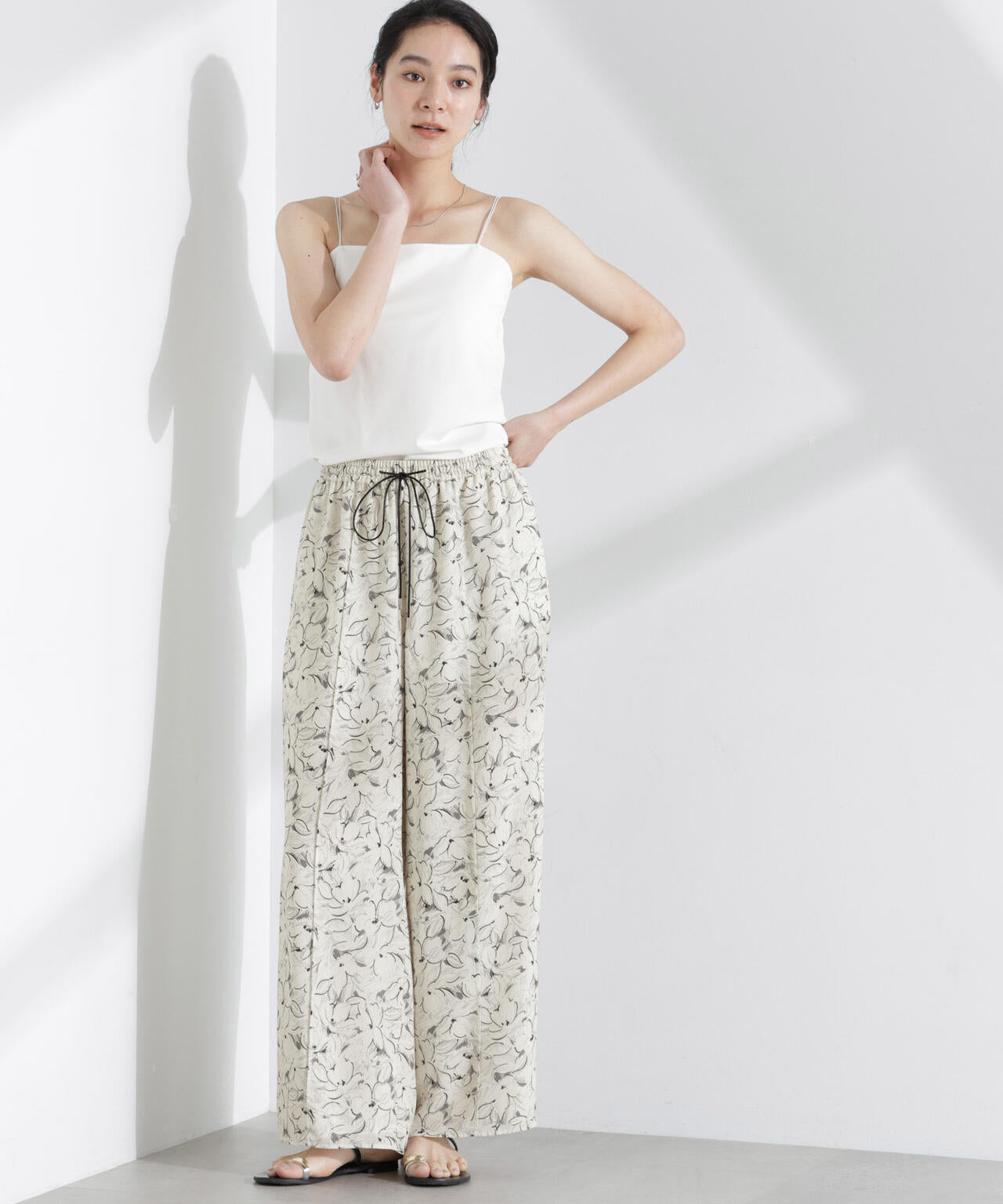 ロンシャンオールドコレクション フラワーワイドパンツ 6695127324