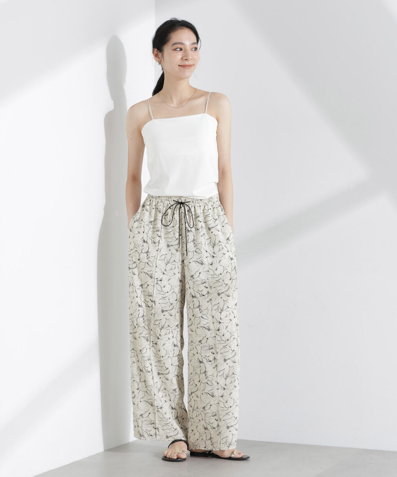 ロンシャンオールドコレクション フラワーワイドパンツ 6695127324