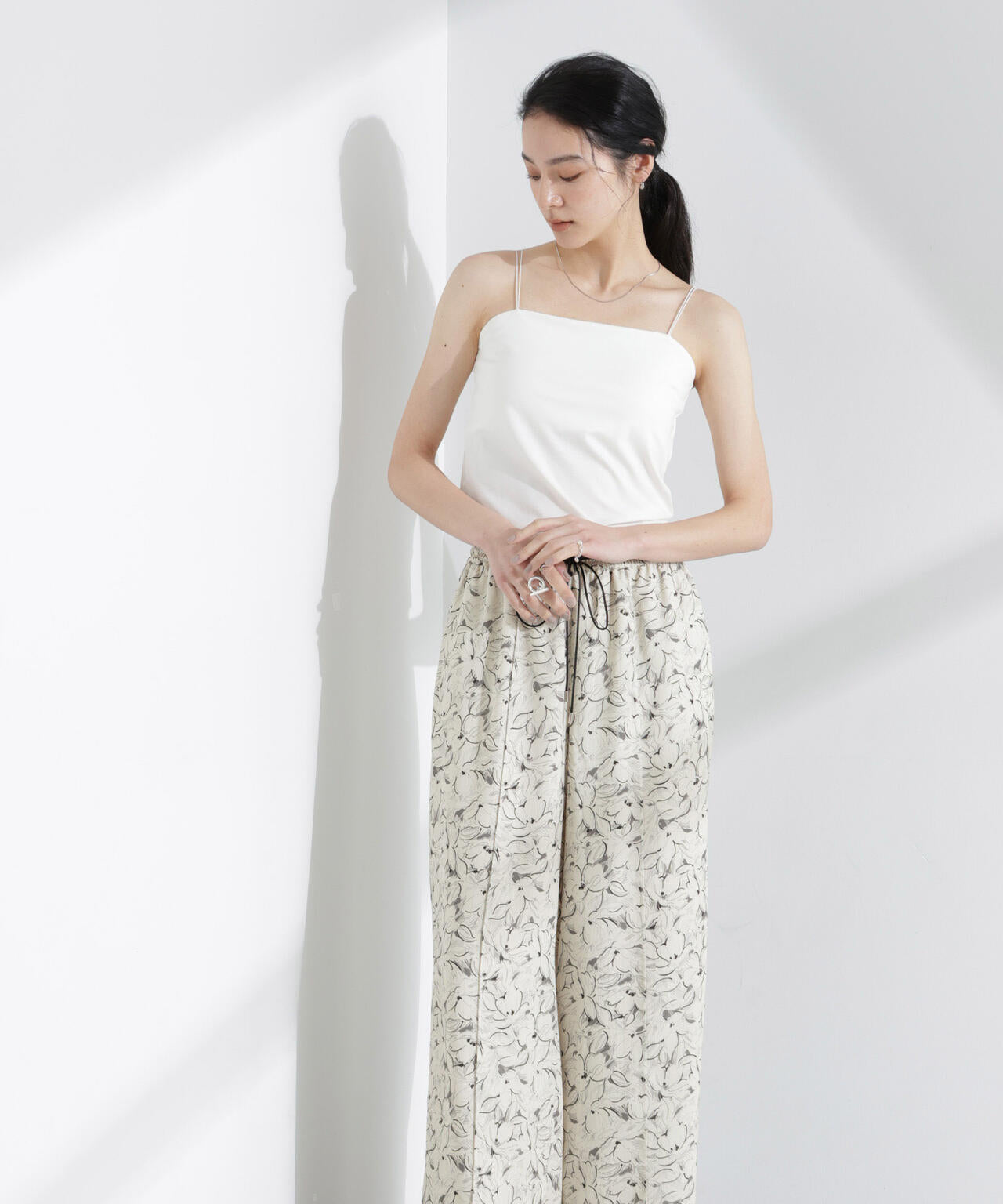 ロンシャンオールドコレクション フラワーワイドパンツ 6695127324