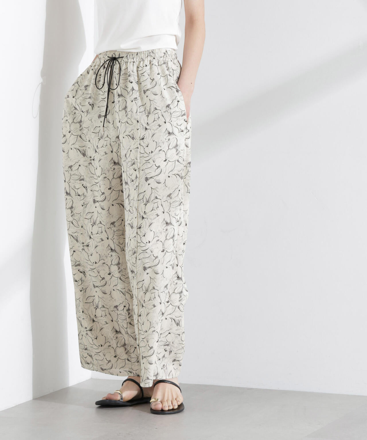 ロンシャンオールドコレクション フラワーワイドパンツ 6695127324