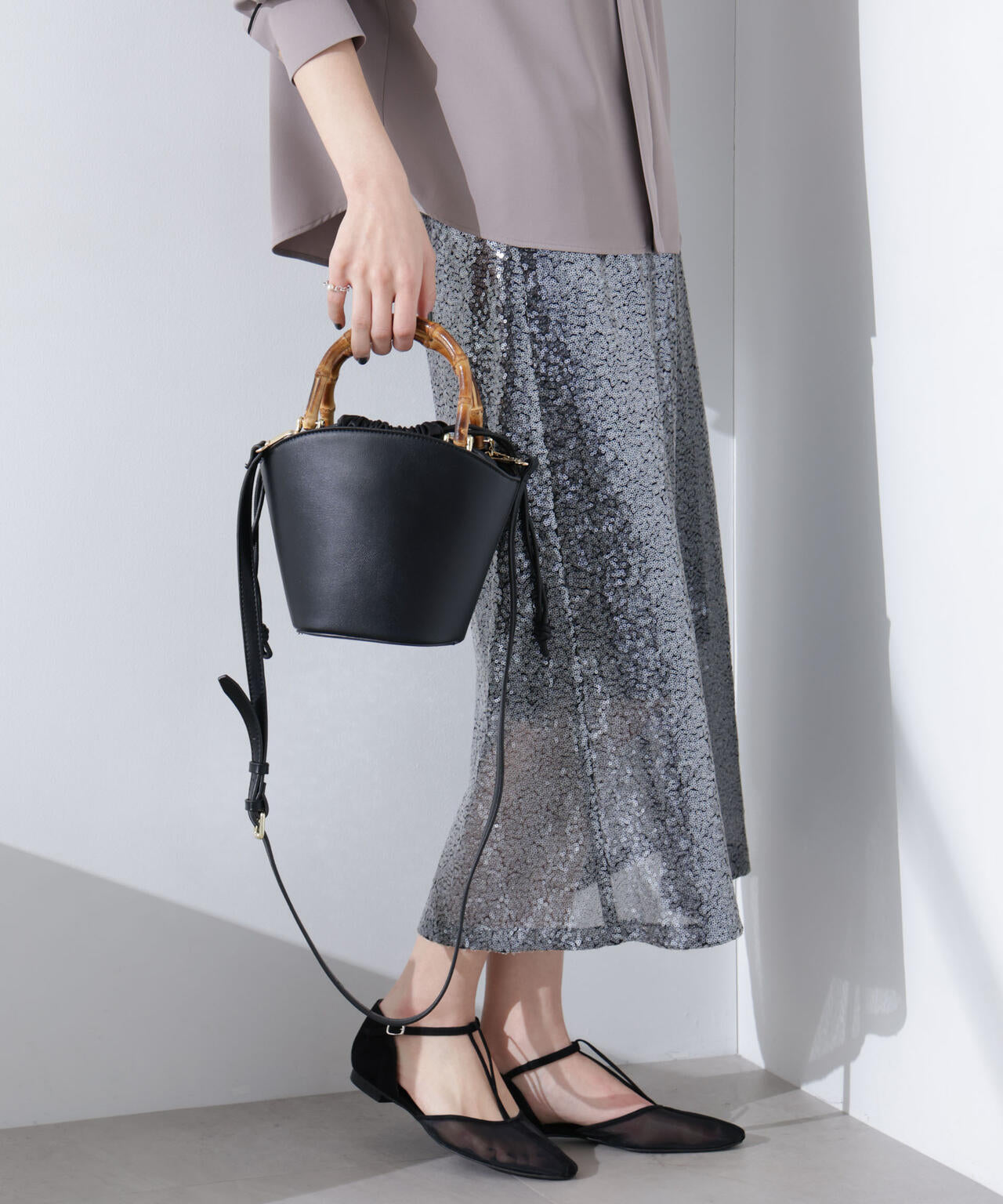 バンブーハンドルミニバケツバッグ 6695132302