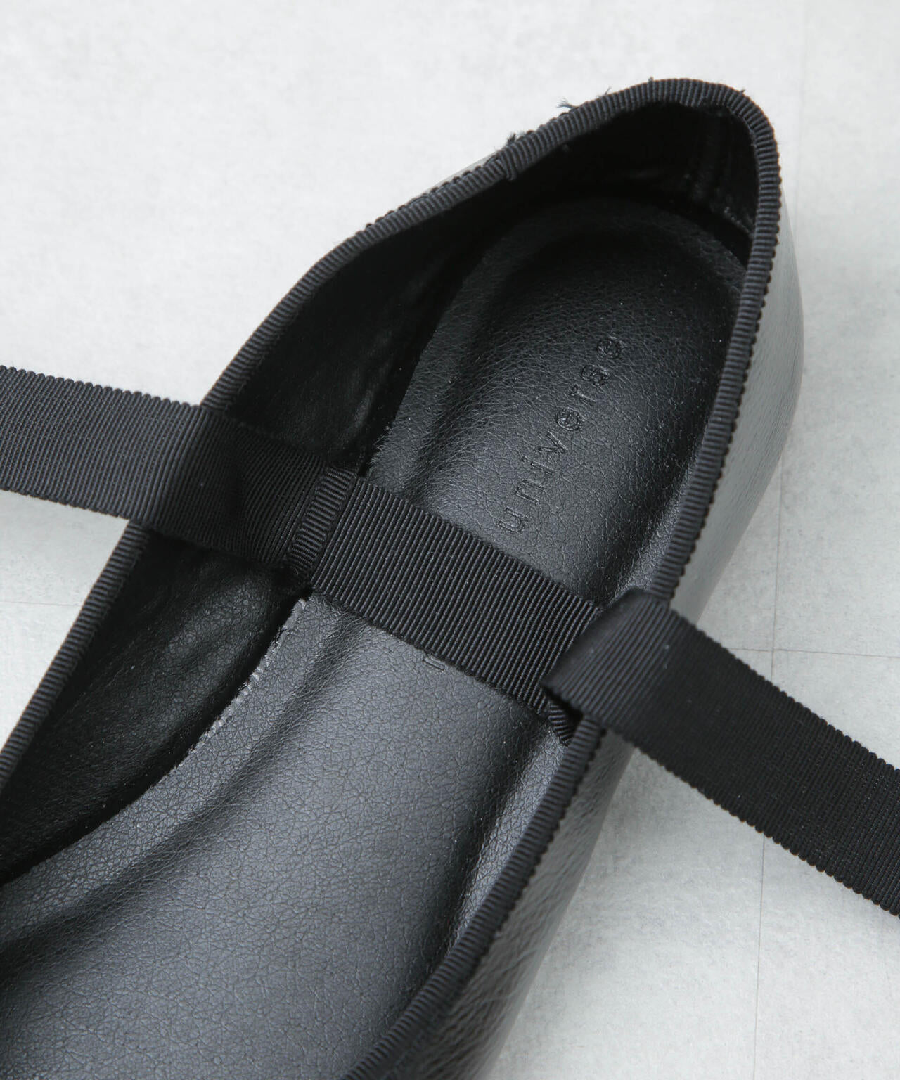 リボン付ラウンドトゥバレエシューズ 6695133301